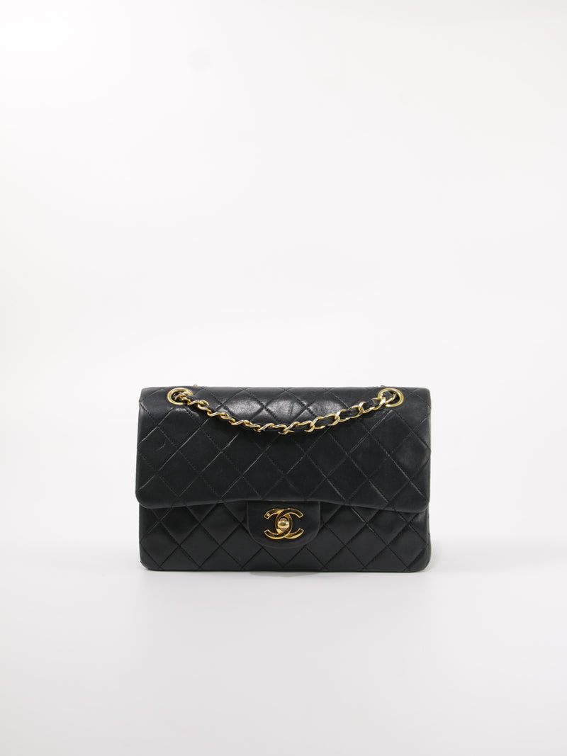 CHANEL SMALL CLASSIC FLAP