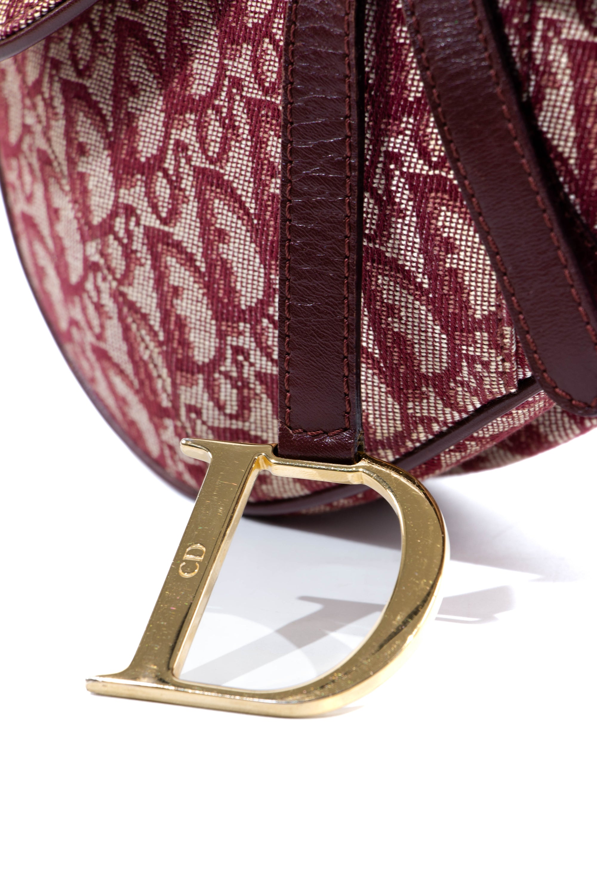 Saddle