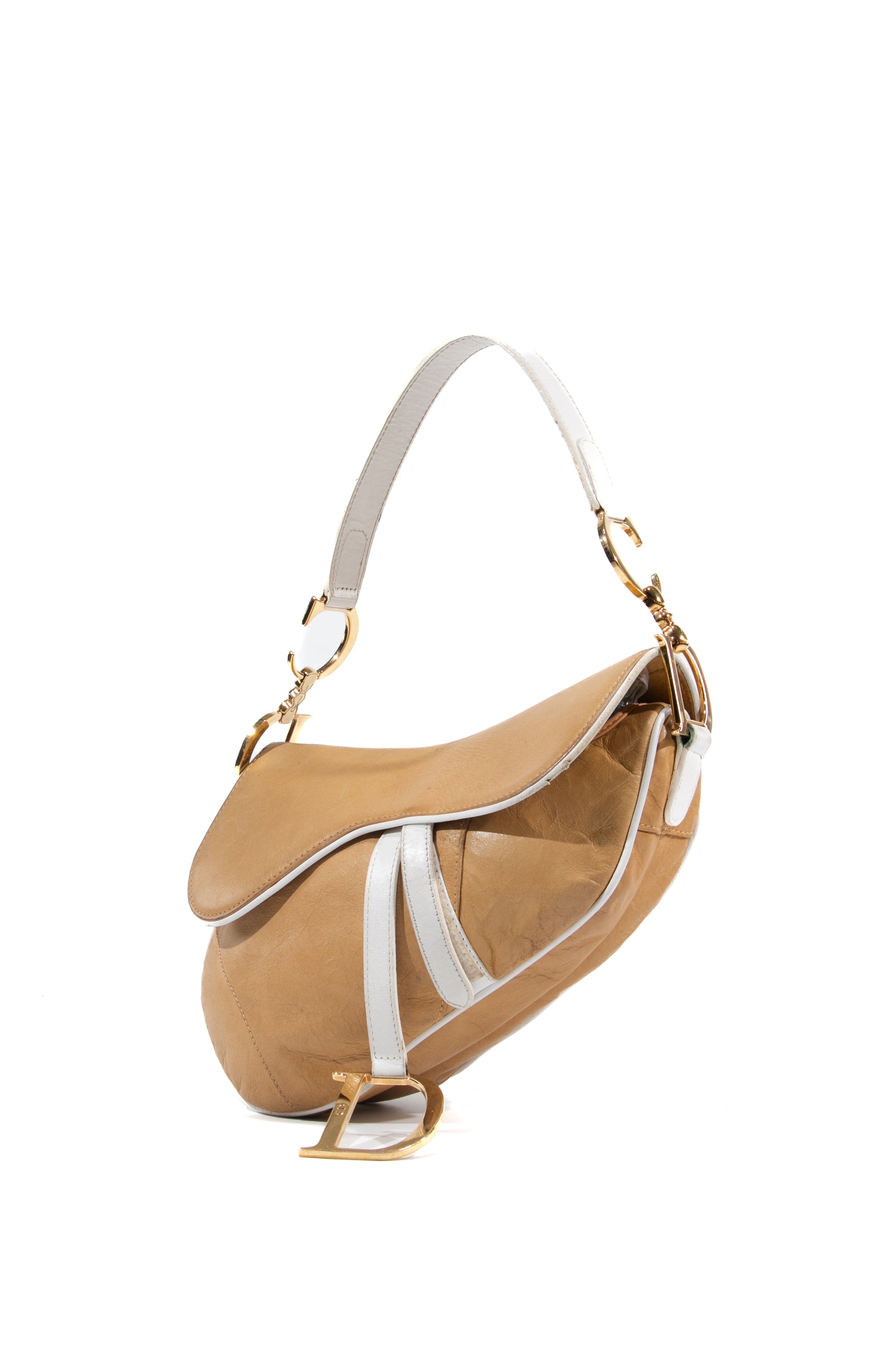 Saddle