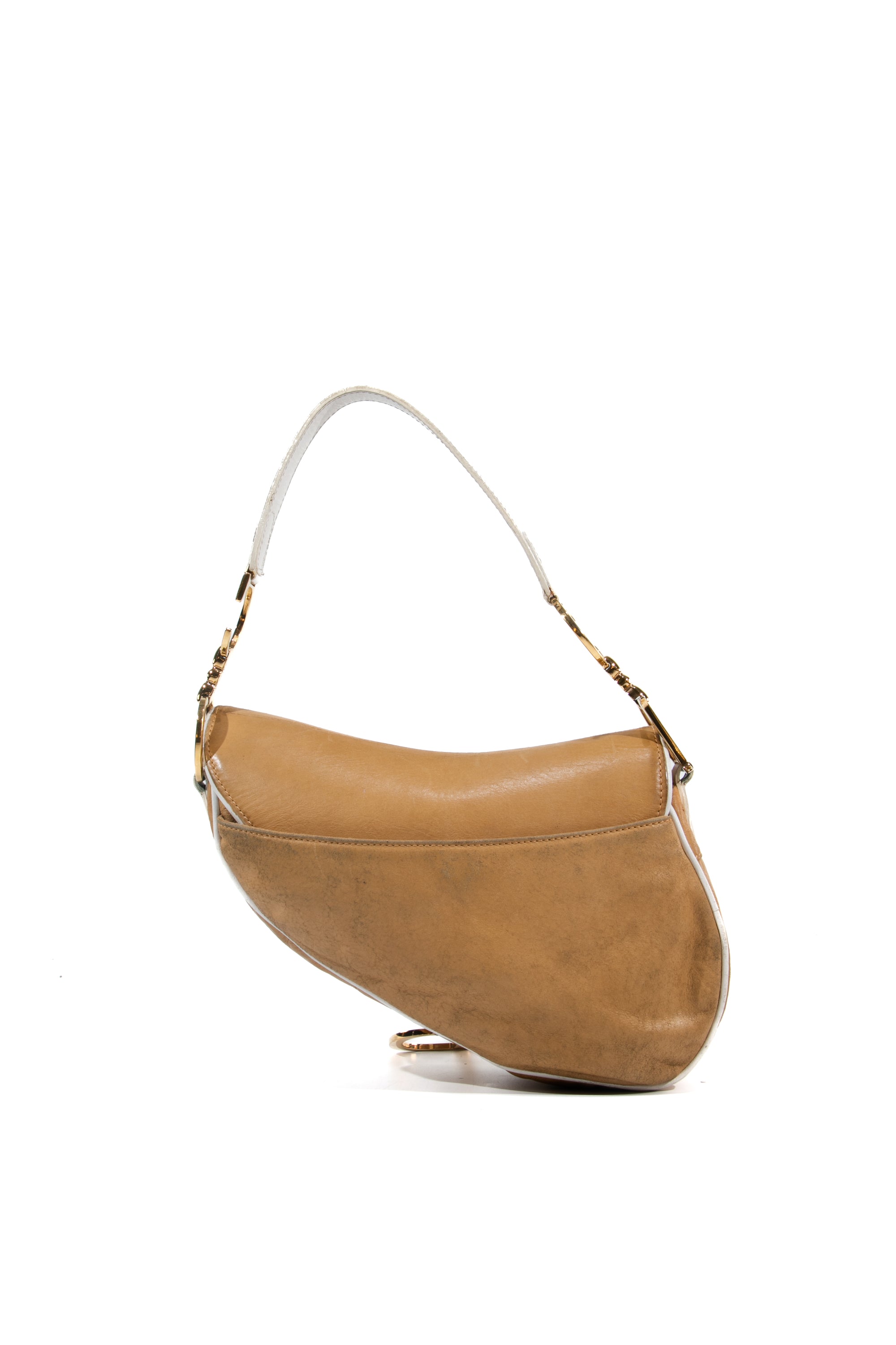 Saddle
