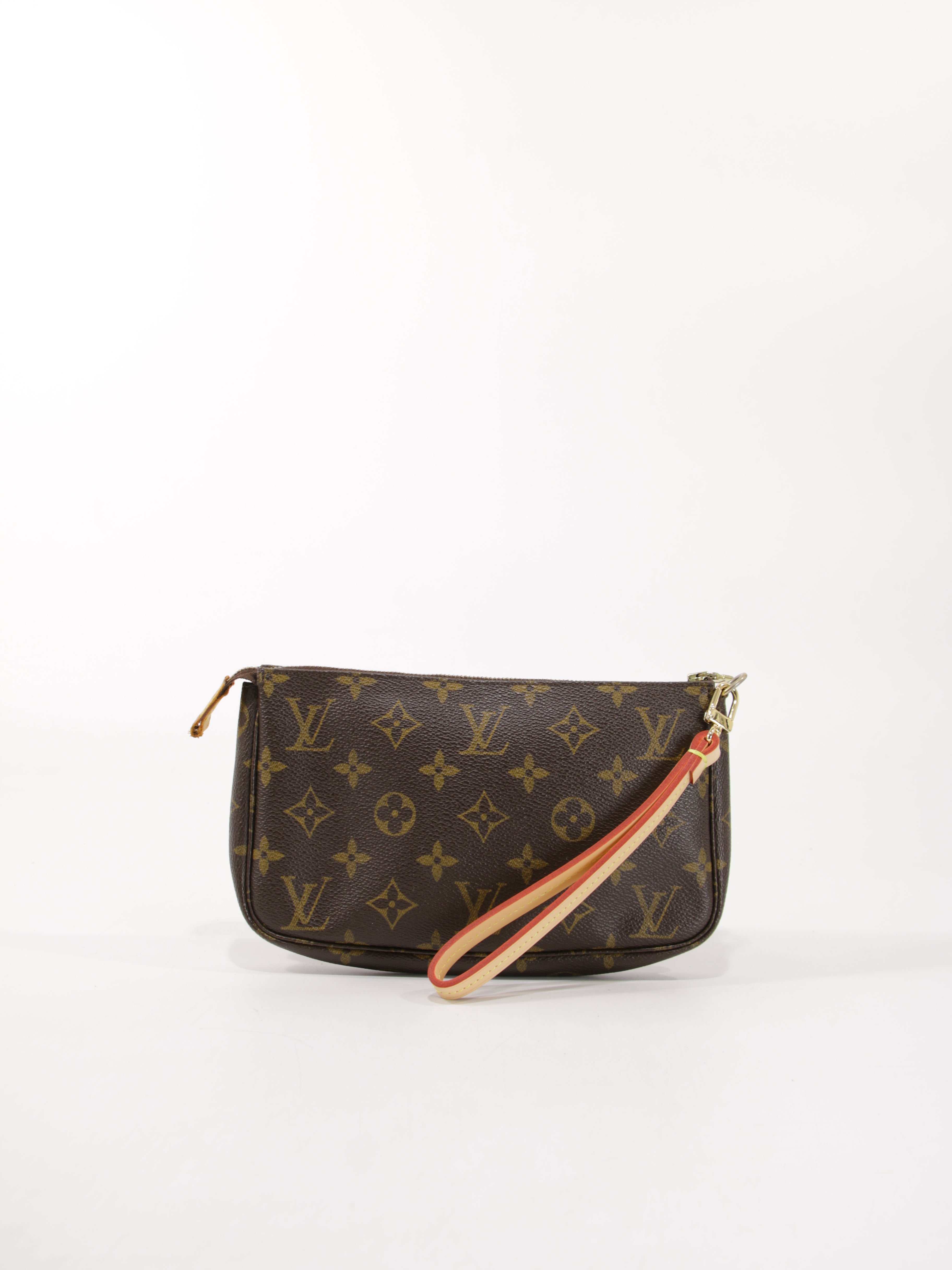 Prada under €600