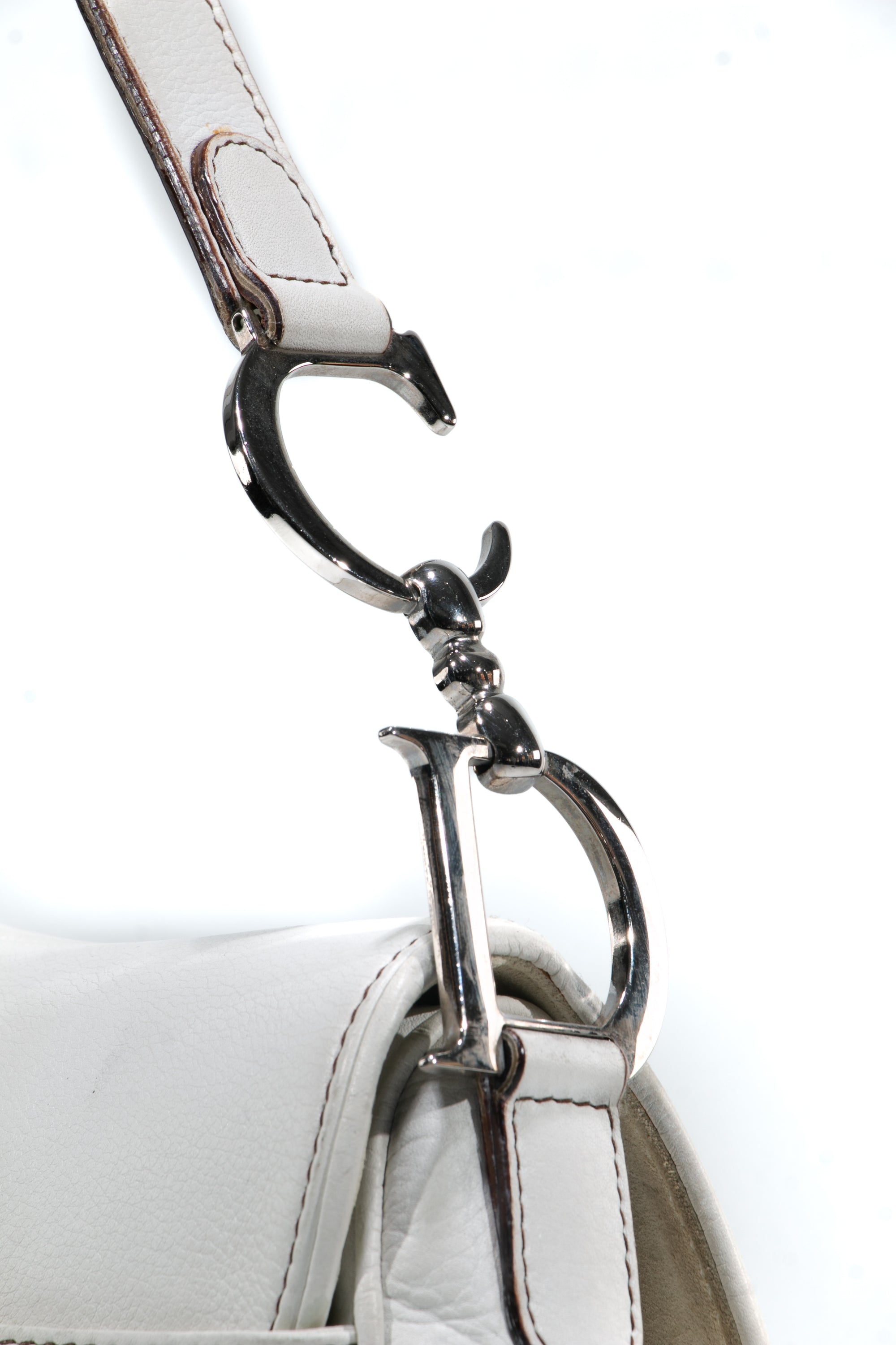 Saddle