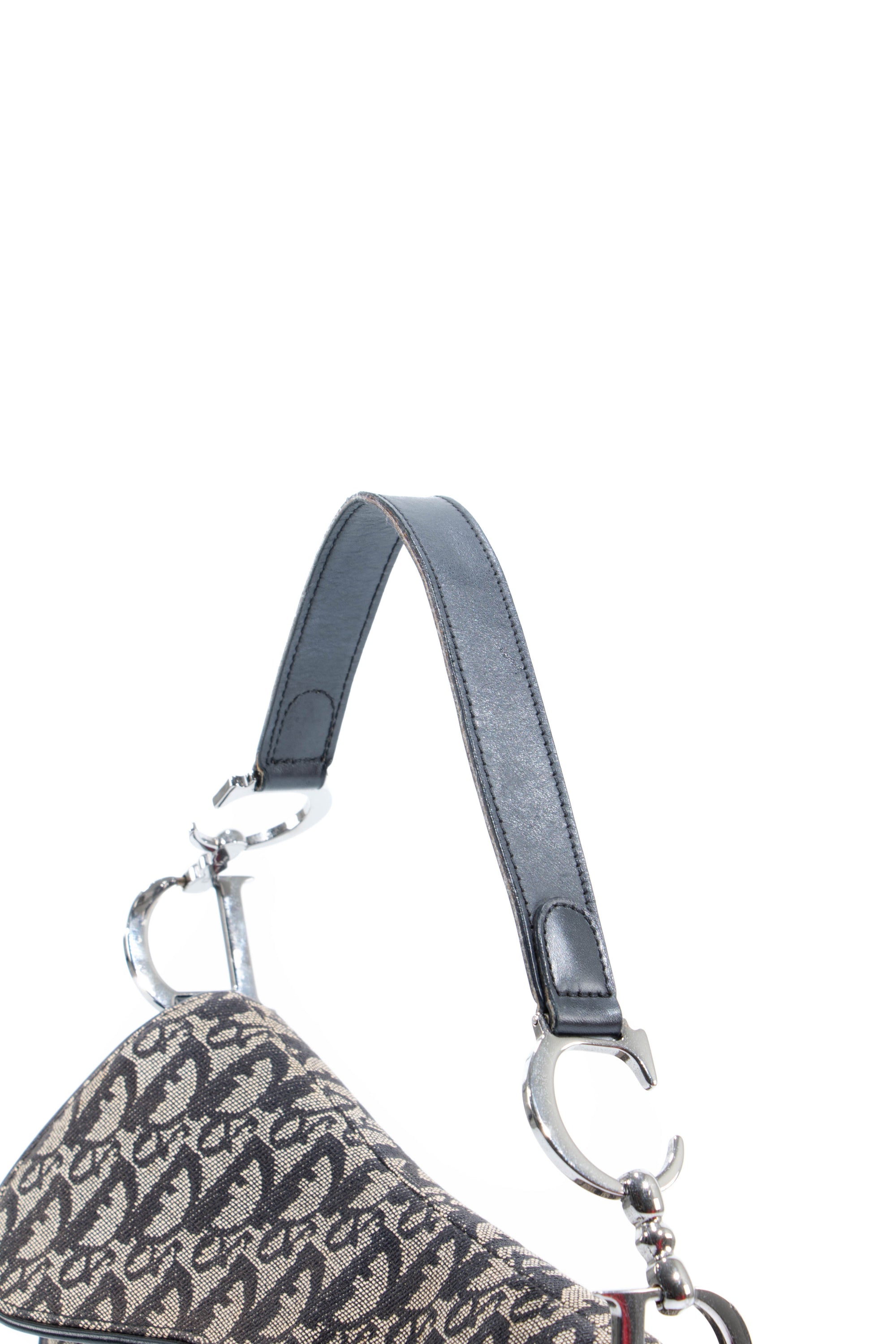 Saddle