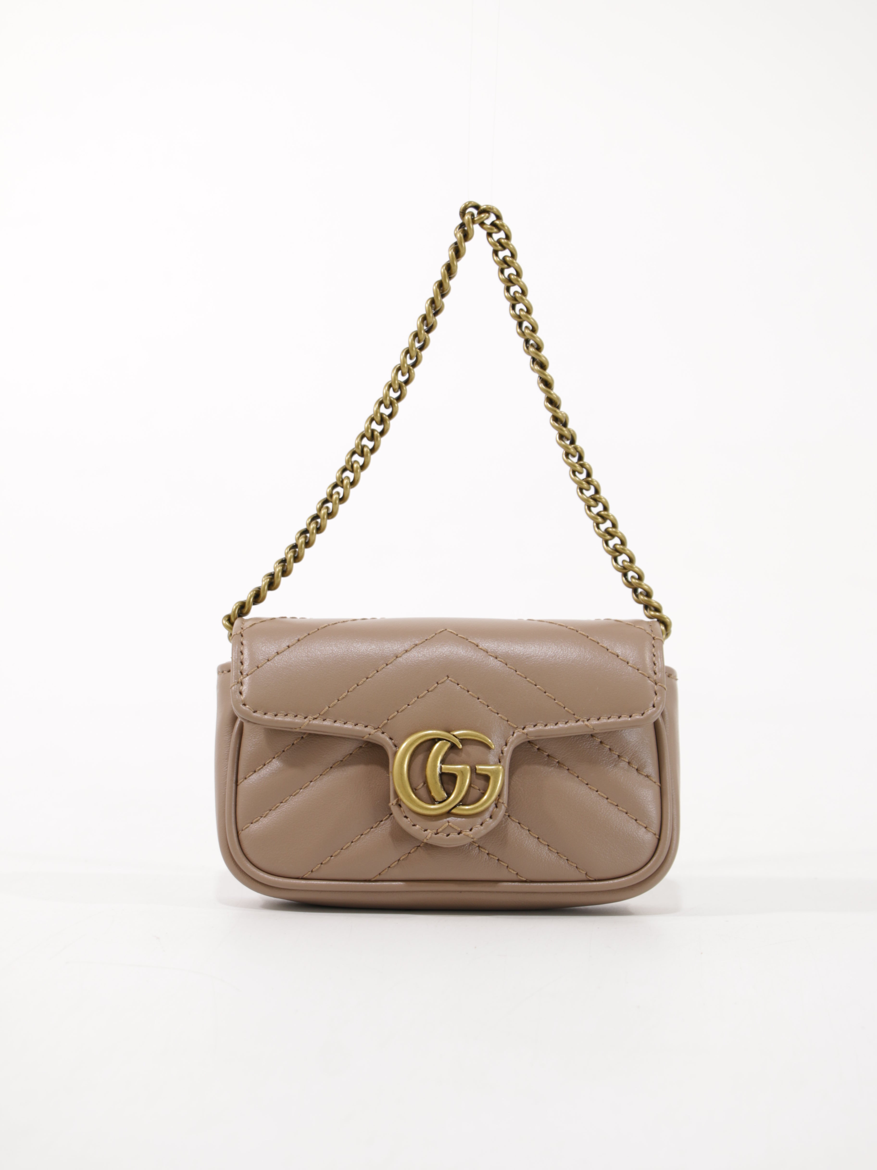 GUCCI POUCHES