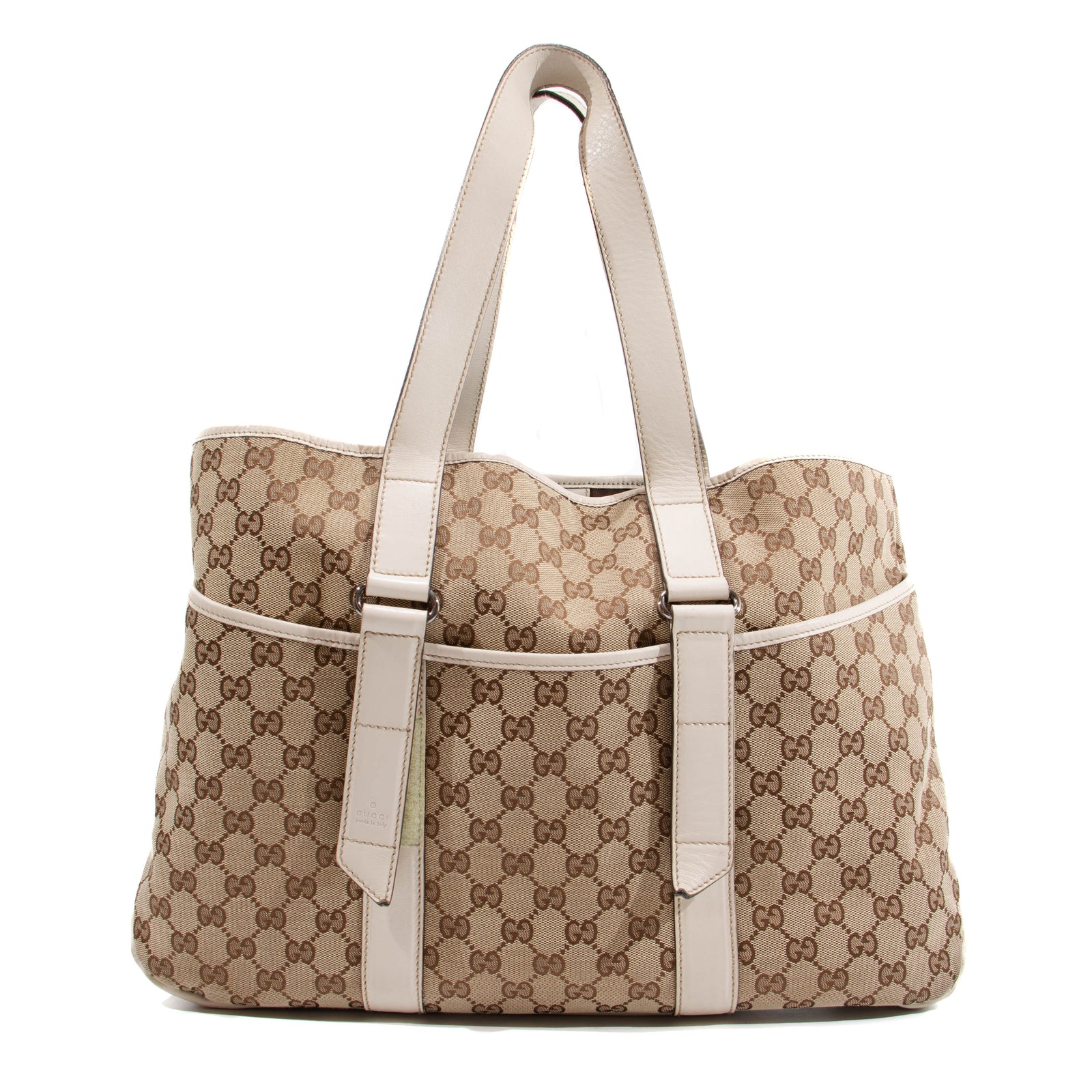 Tote behind