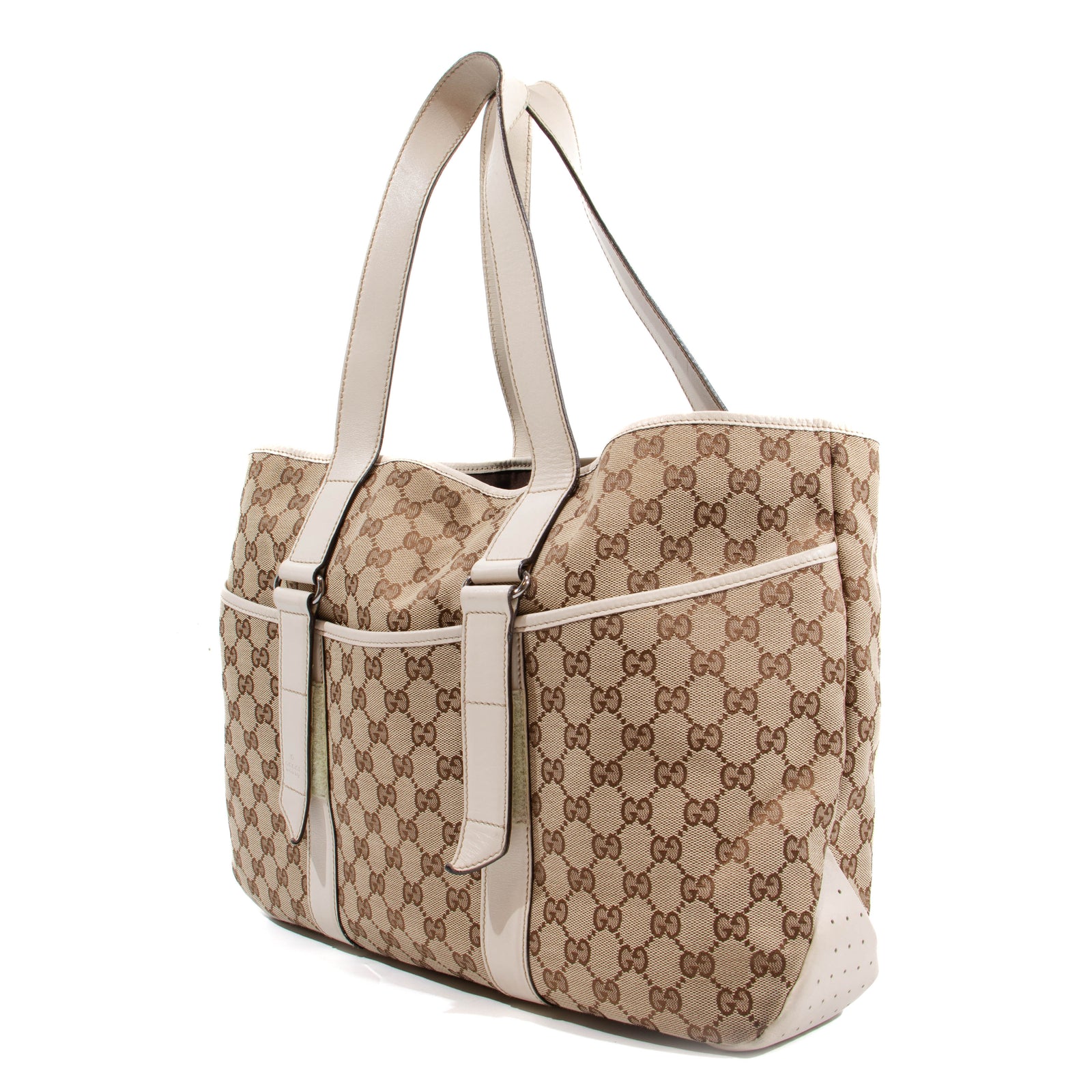 Tote behind