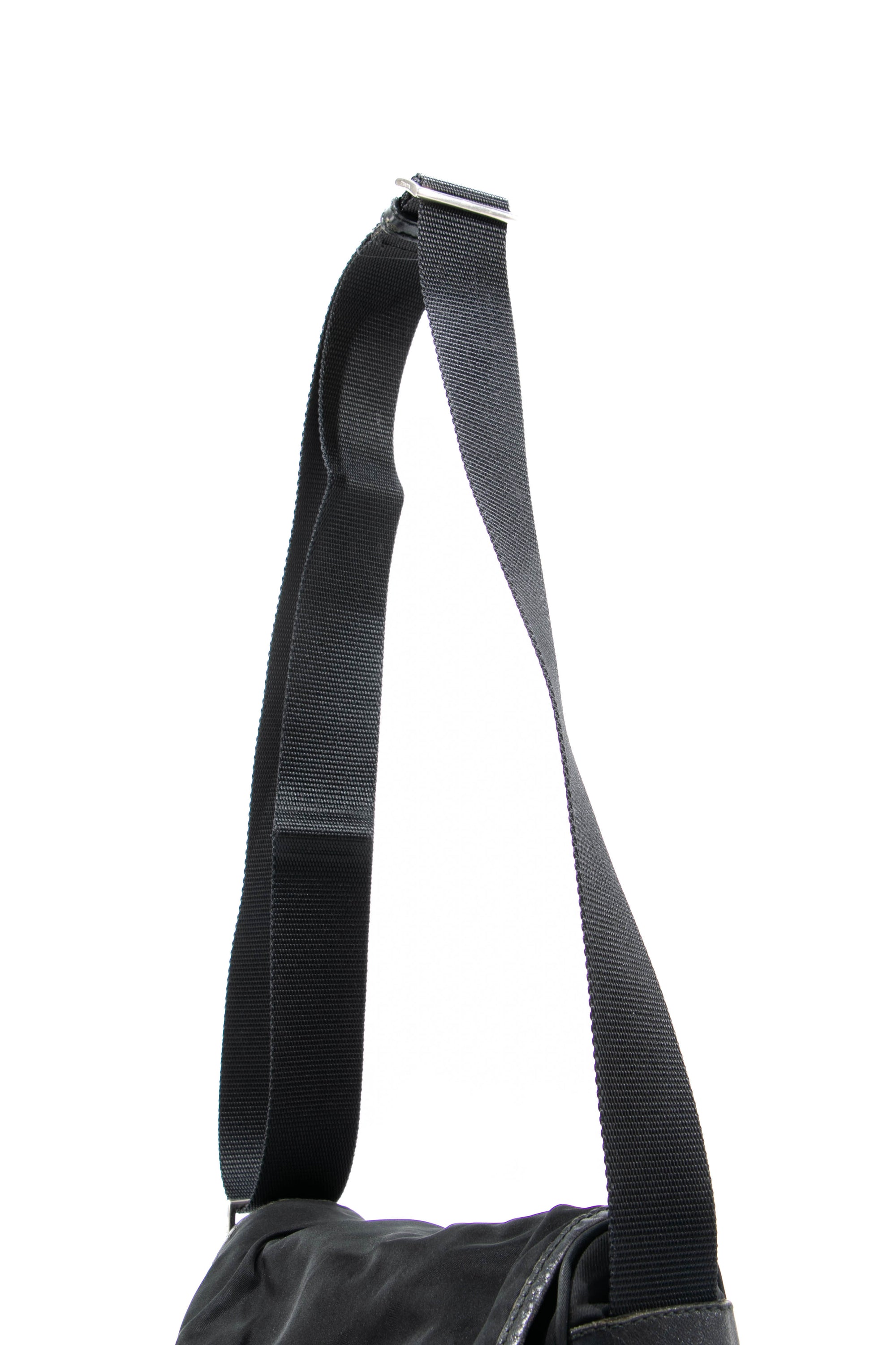Single Buckle Messenger