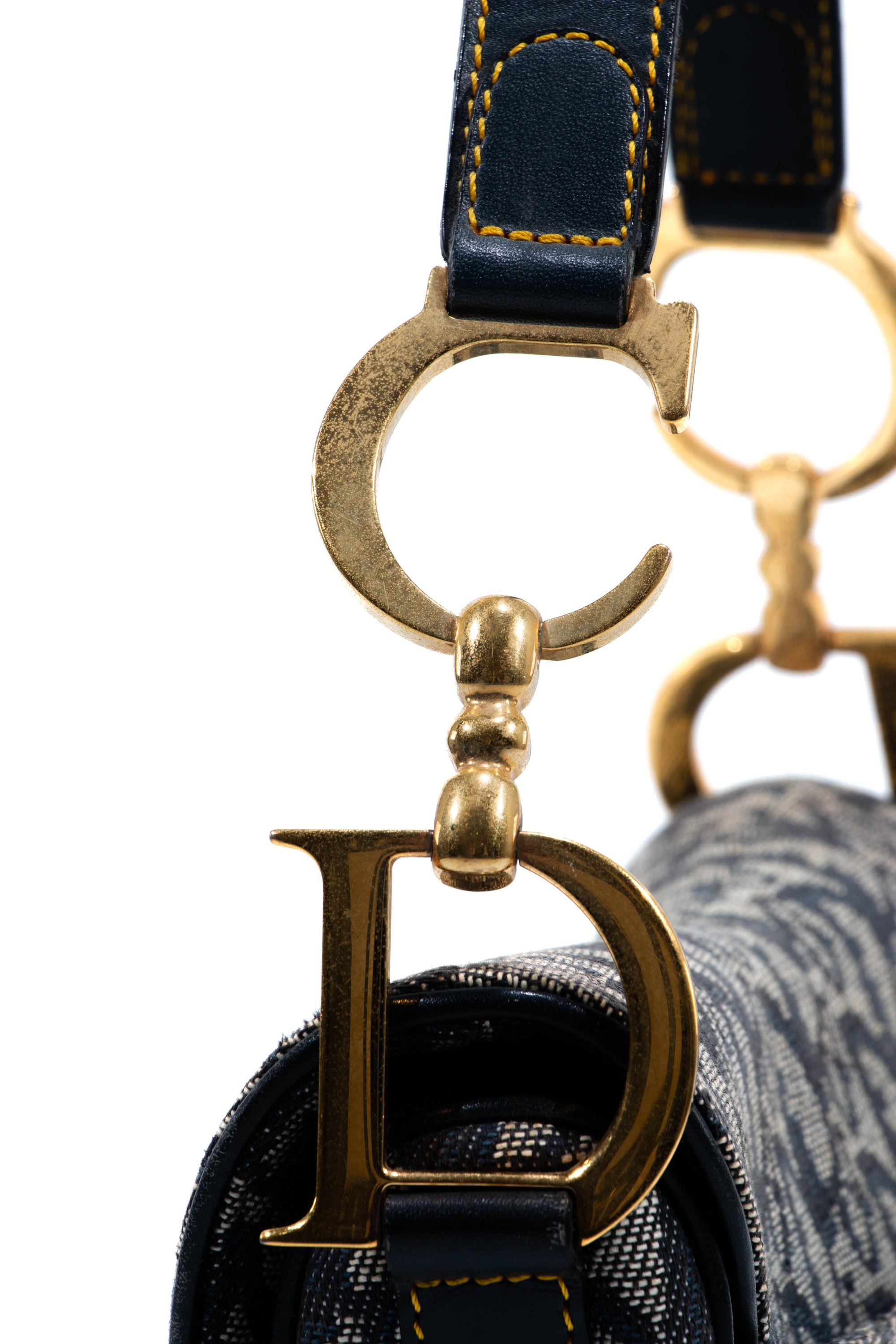Saddle