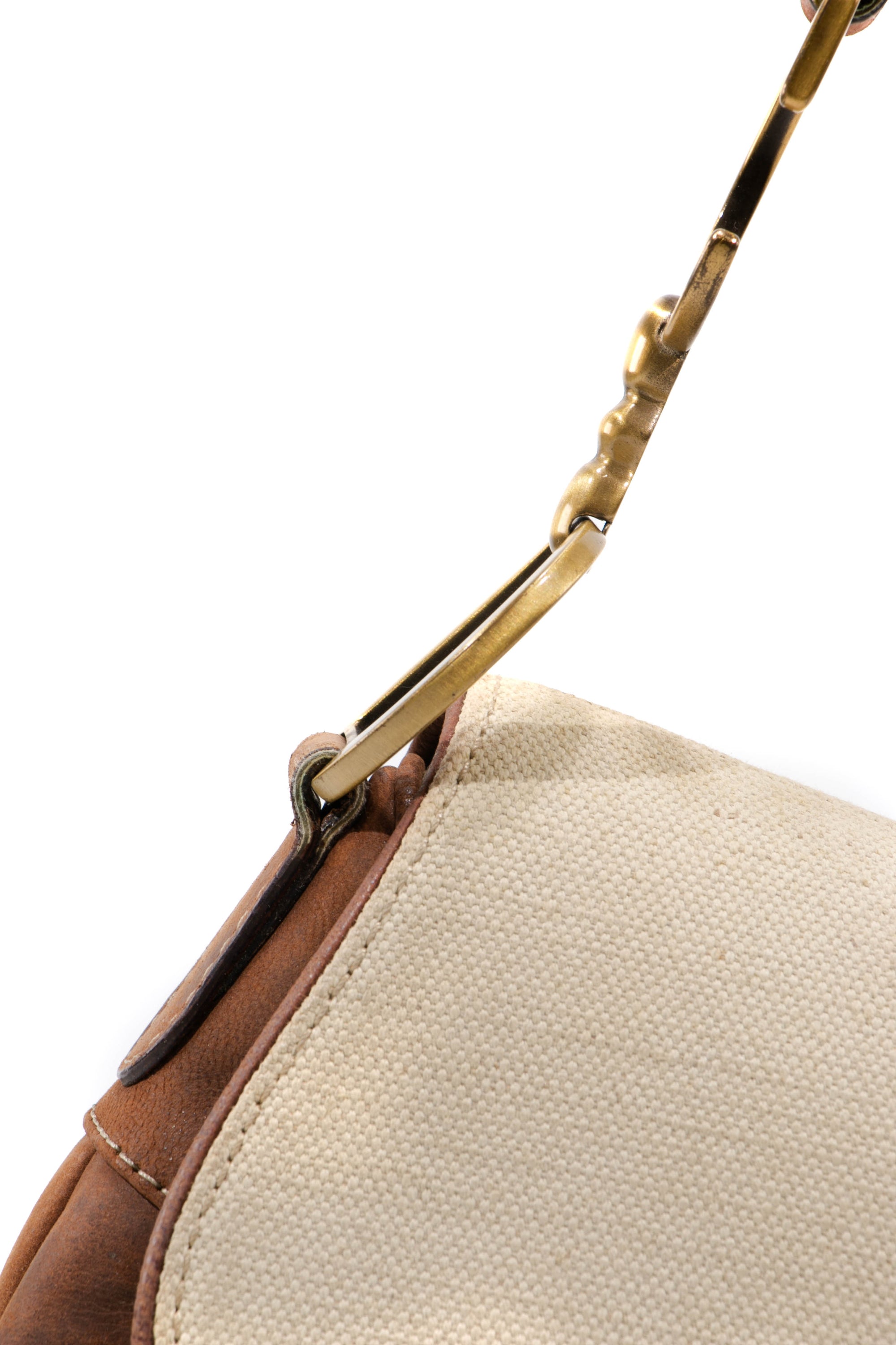Saddle
