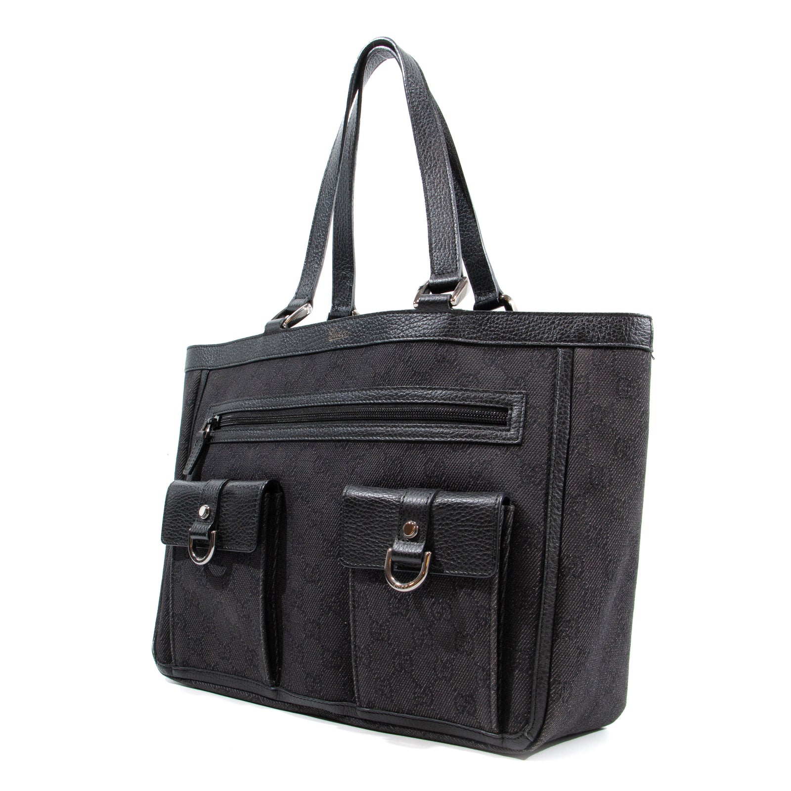Tote behind