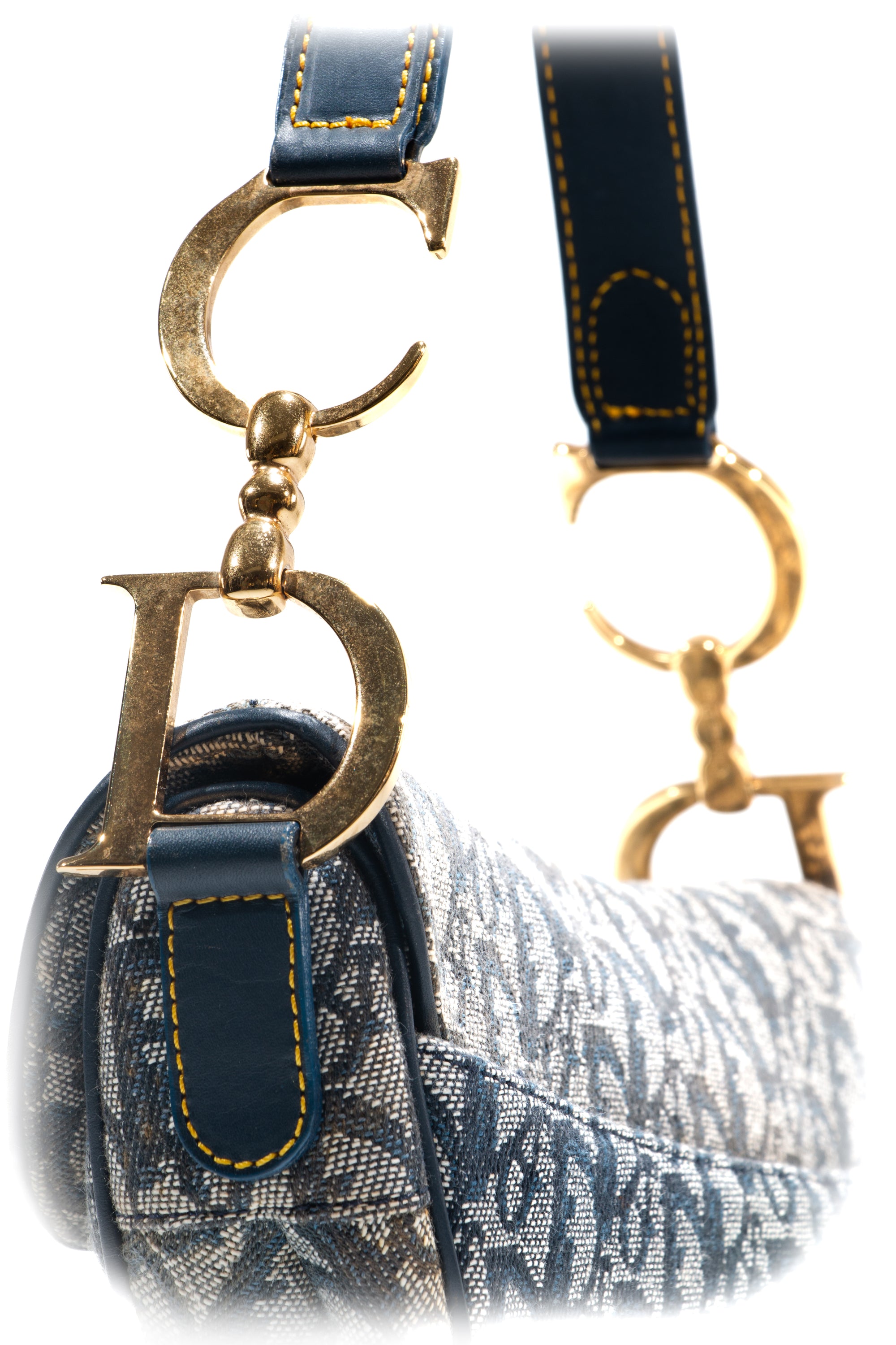 Saddle