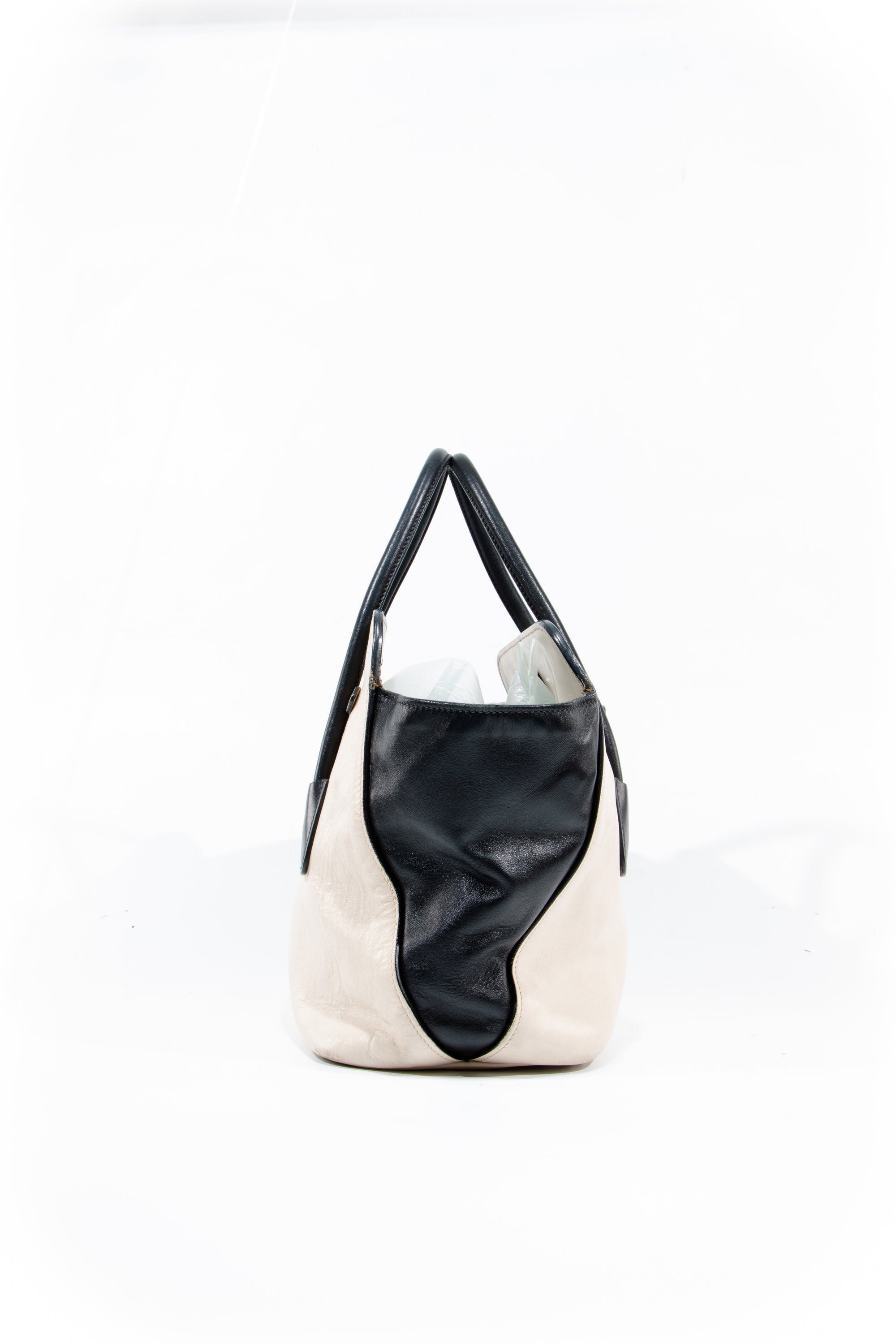 Hand bag