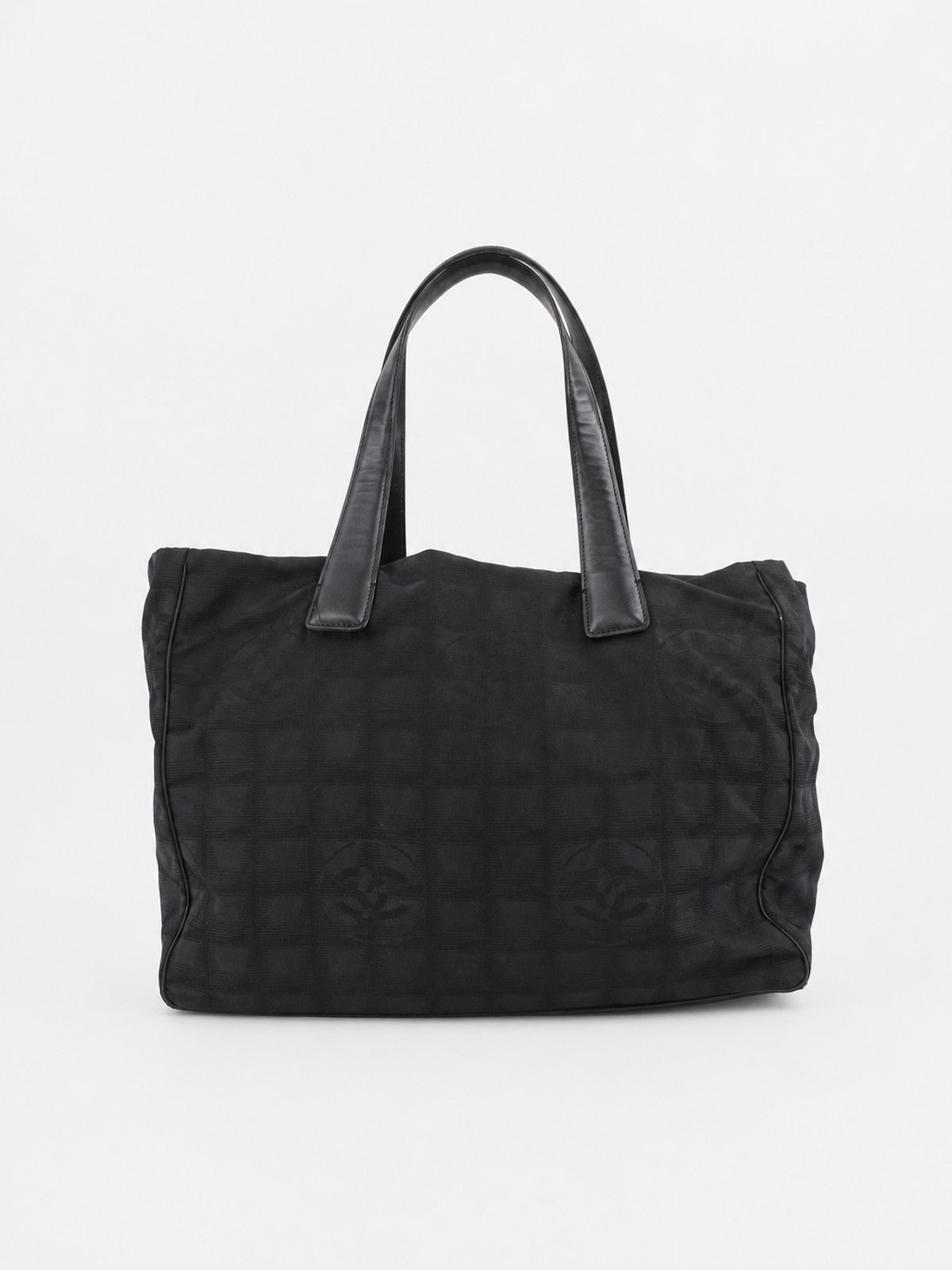 Large Travel Line Tote – Collector's Cage