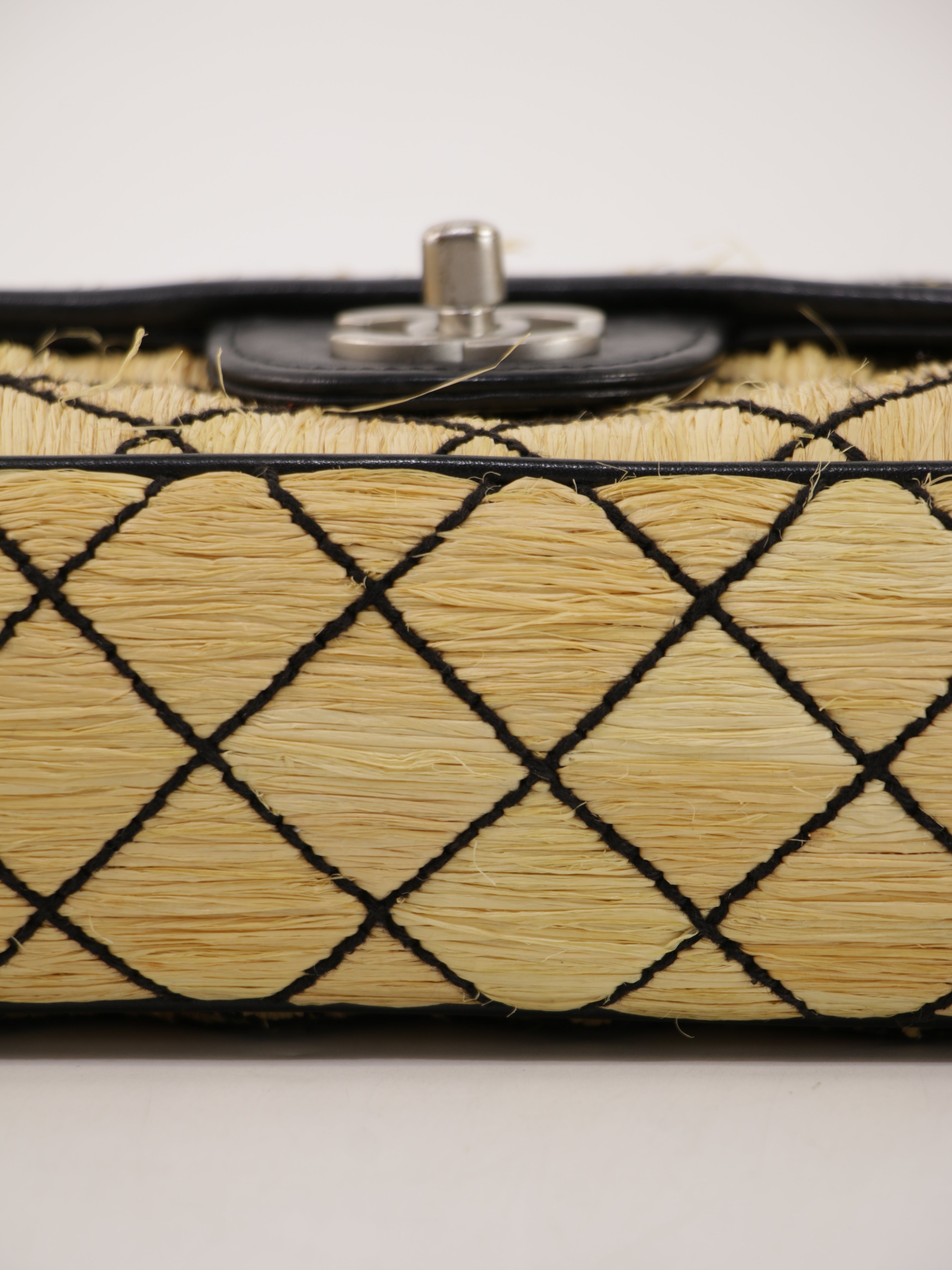 Medium Single Flap