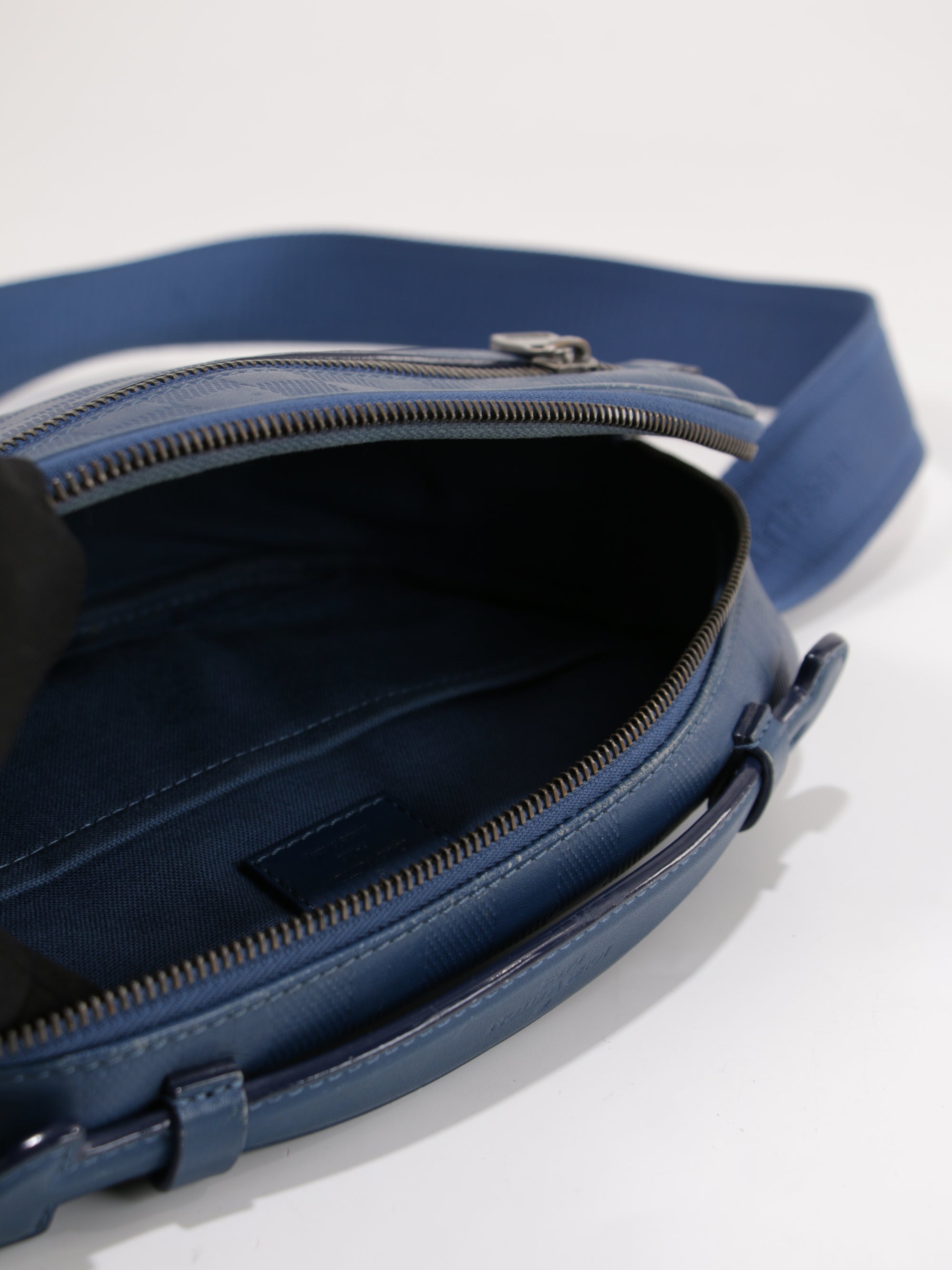 Crossbody back