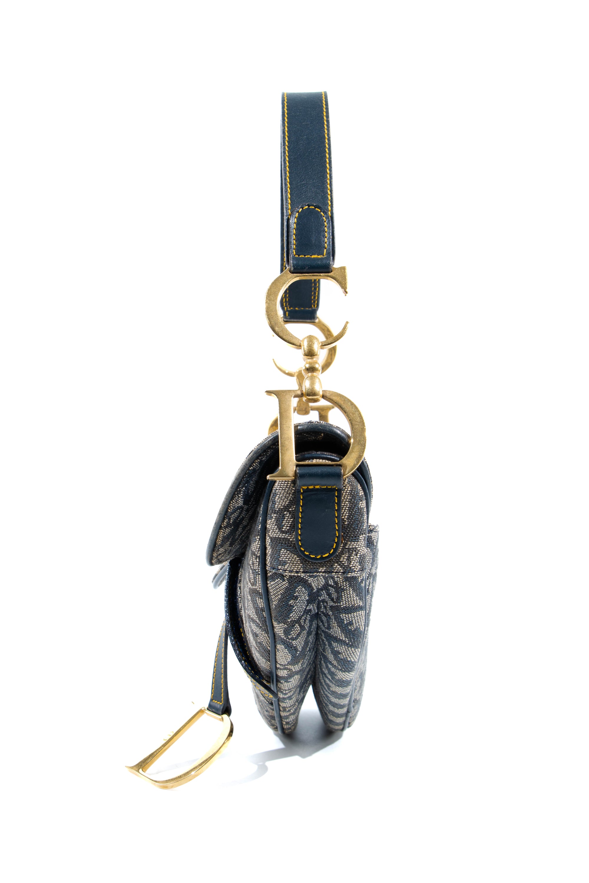 Saddle