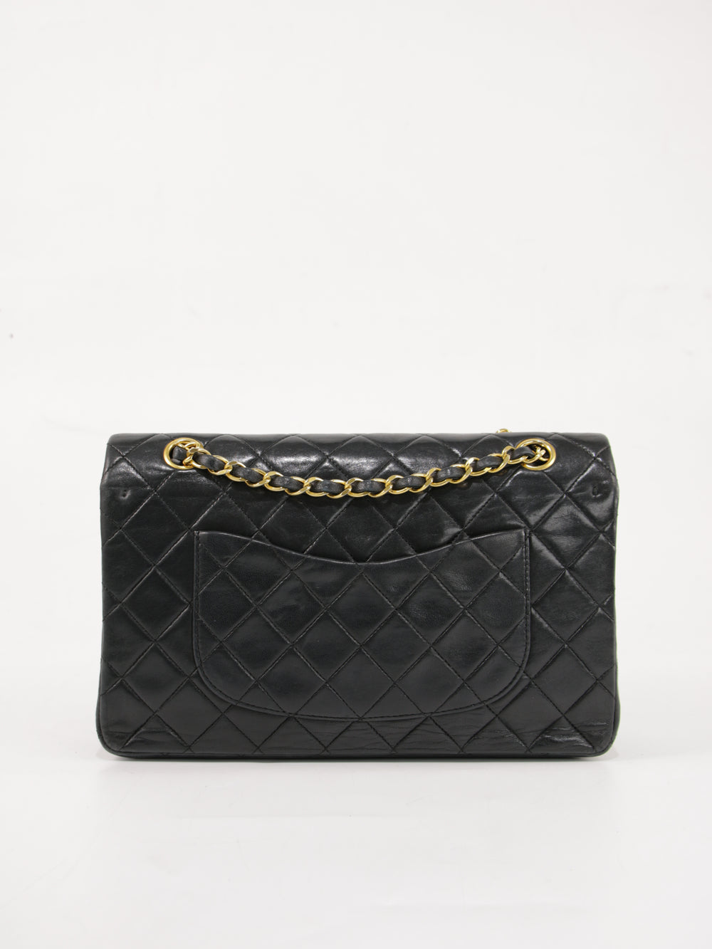 Medium Classic Flap