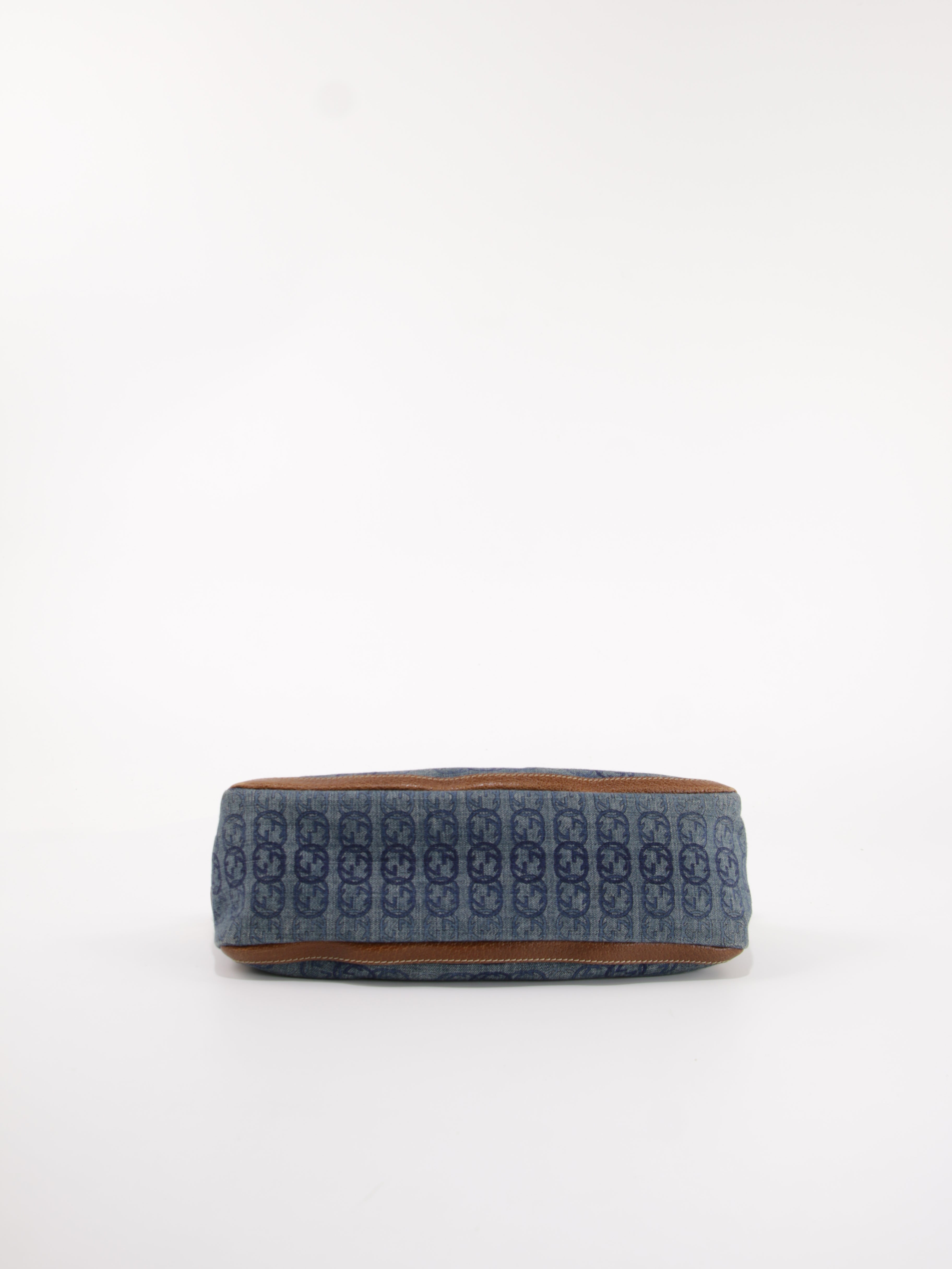 Abbey D-Ring Pochette