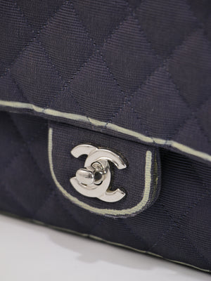 Medium Classic Flap