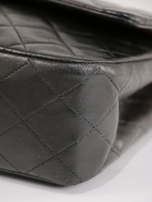 Medium Classic Flap