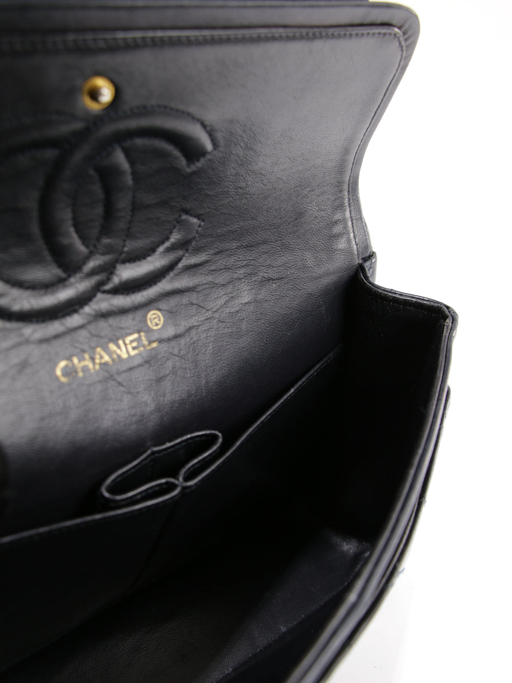 Medium Classic Flap
