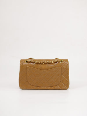 Small Classic Flap