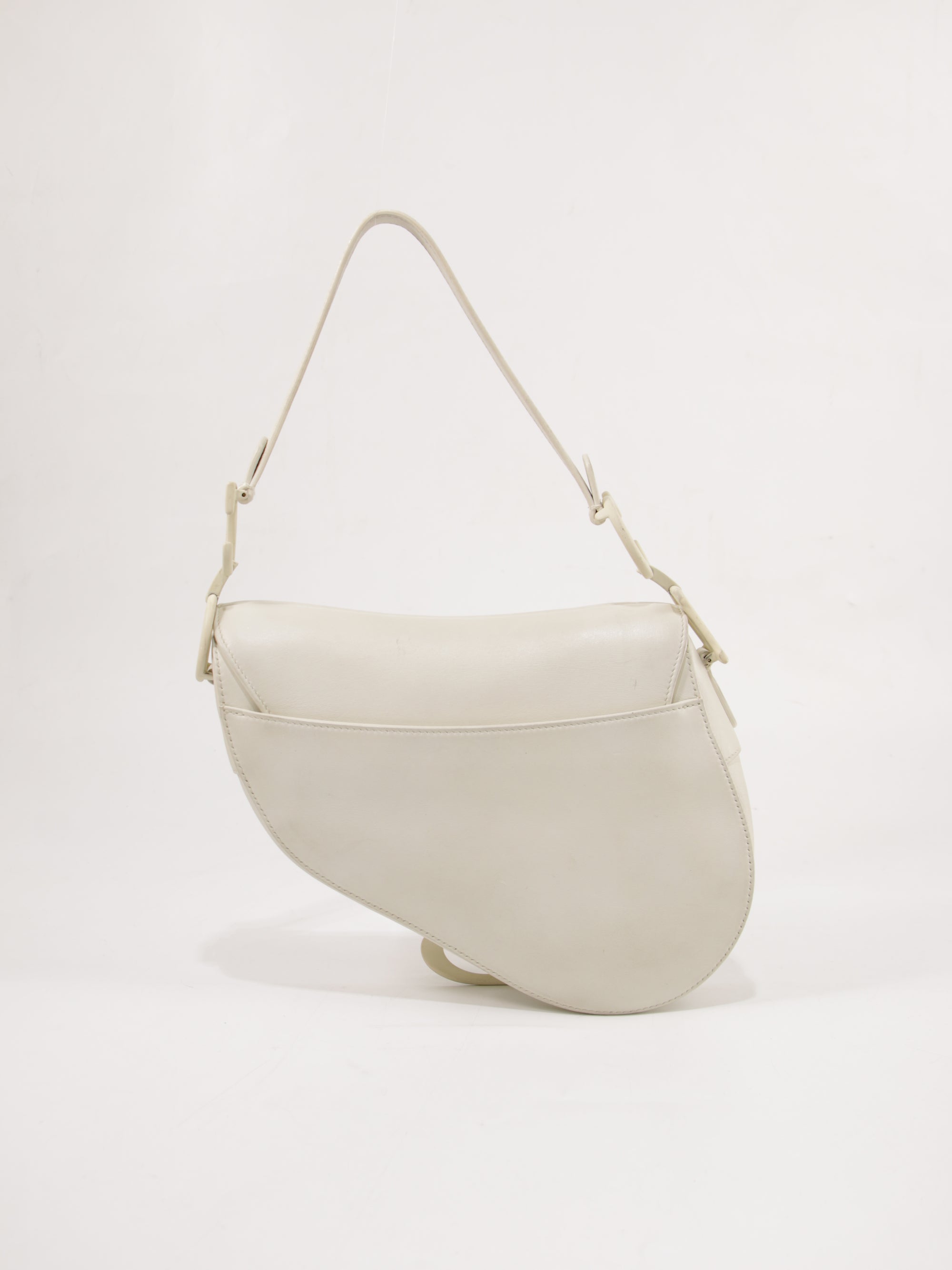 Saddle