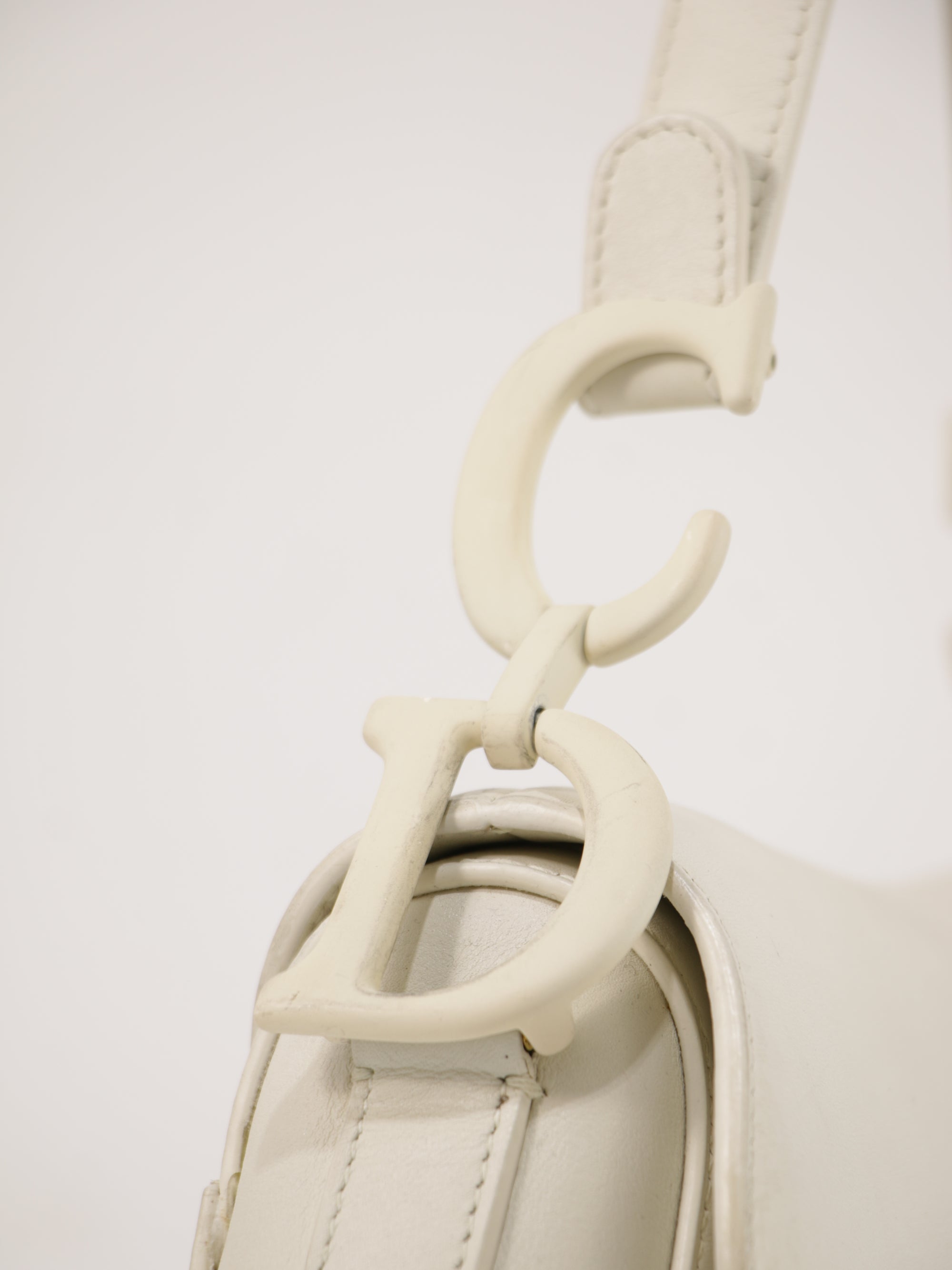Saddle