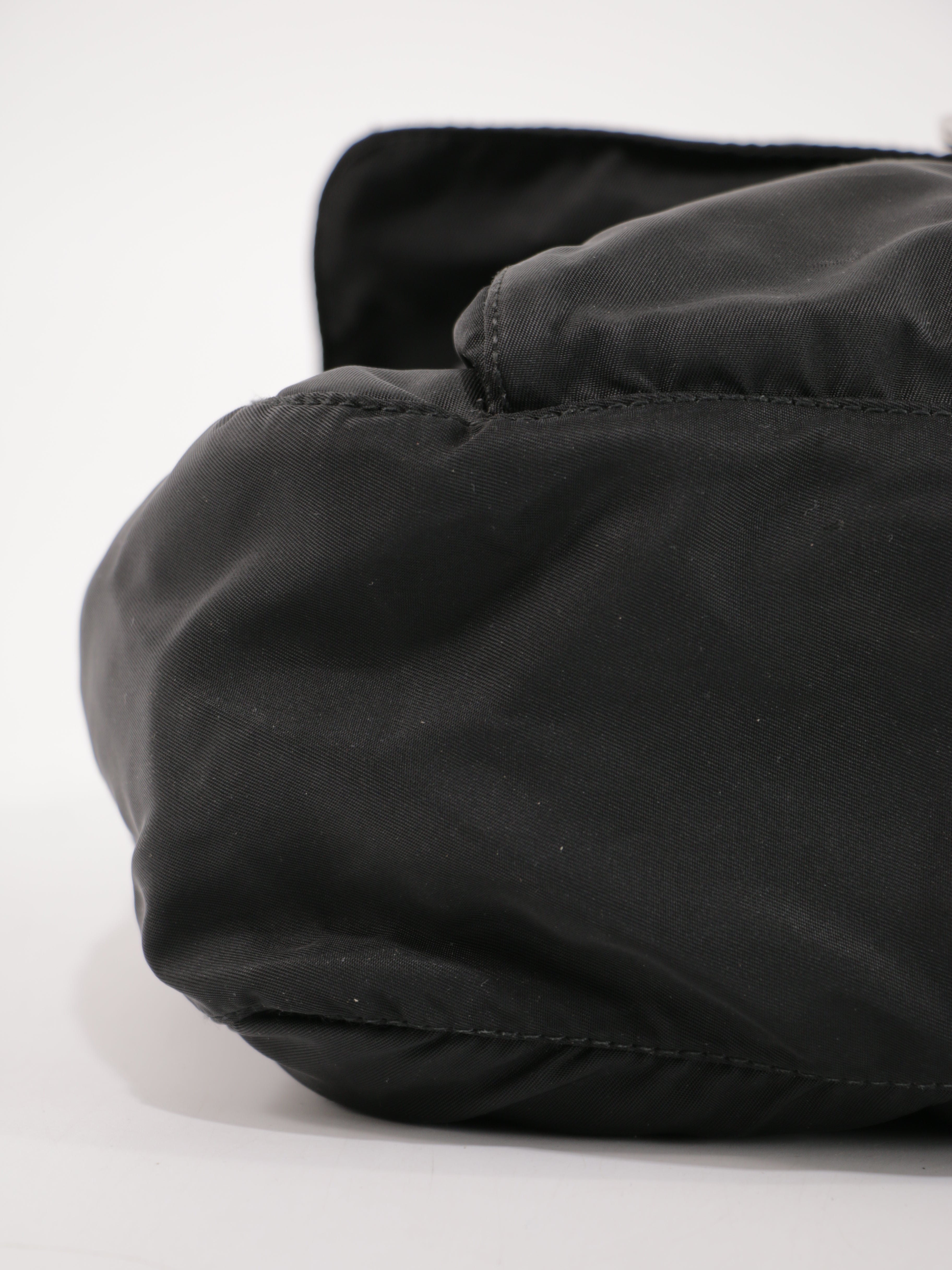 Single Buckle Messenger