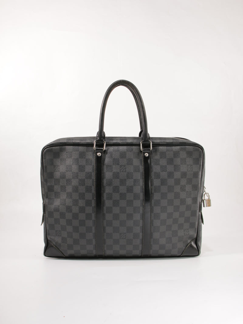 LOUIS VUITTON PORT DOCUMENTS TRAVEL DOCUMENTS GM