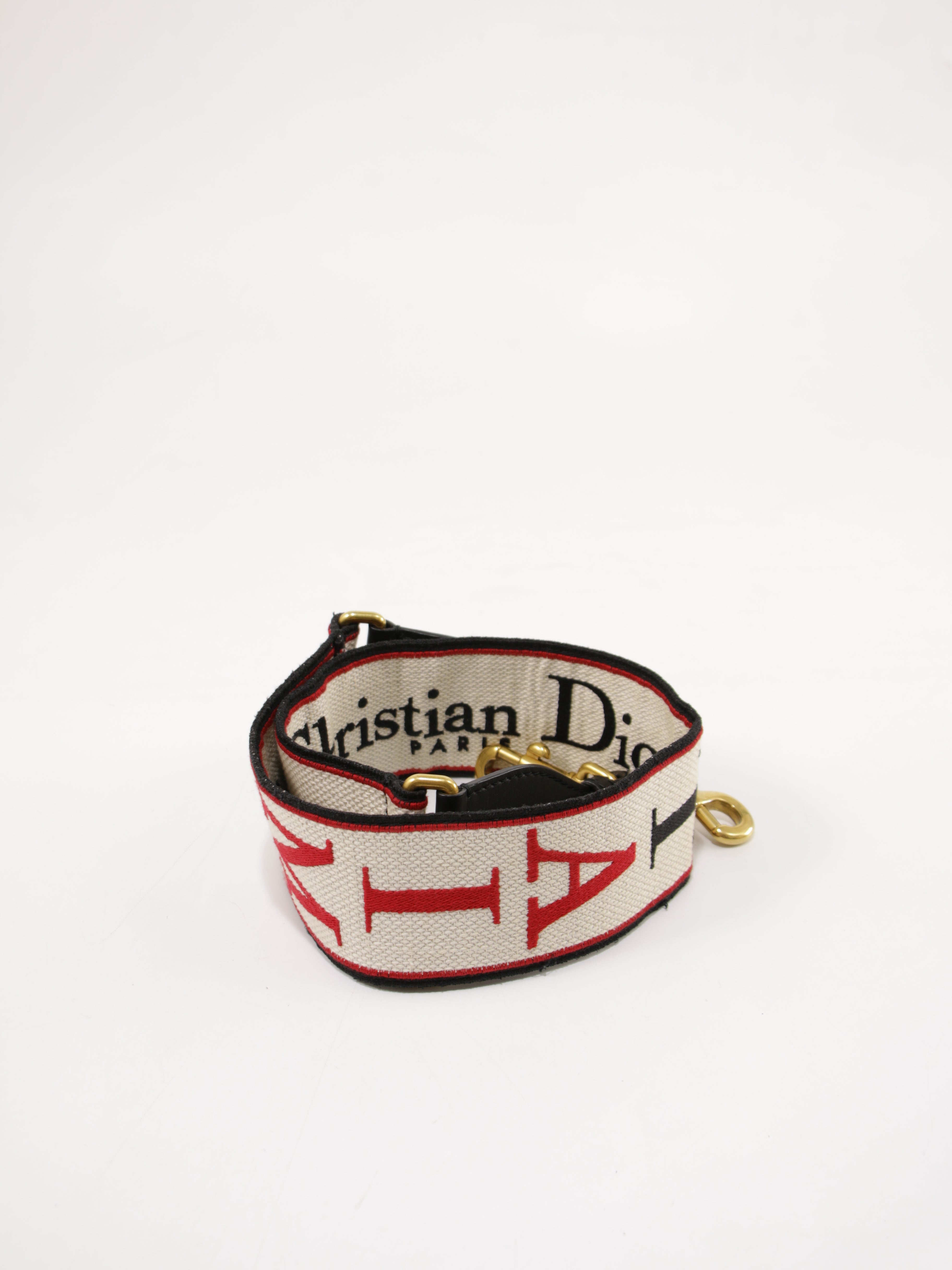 Accessories – Collector's Cage