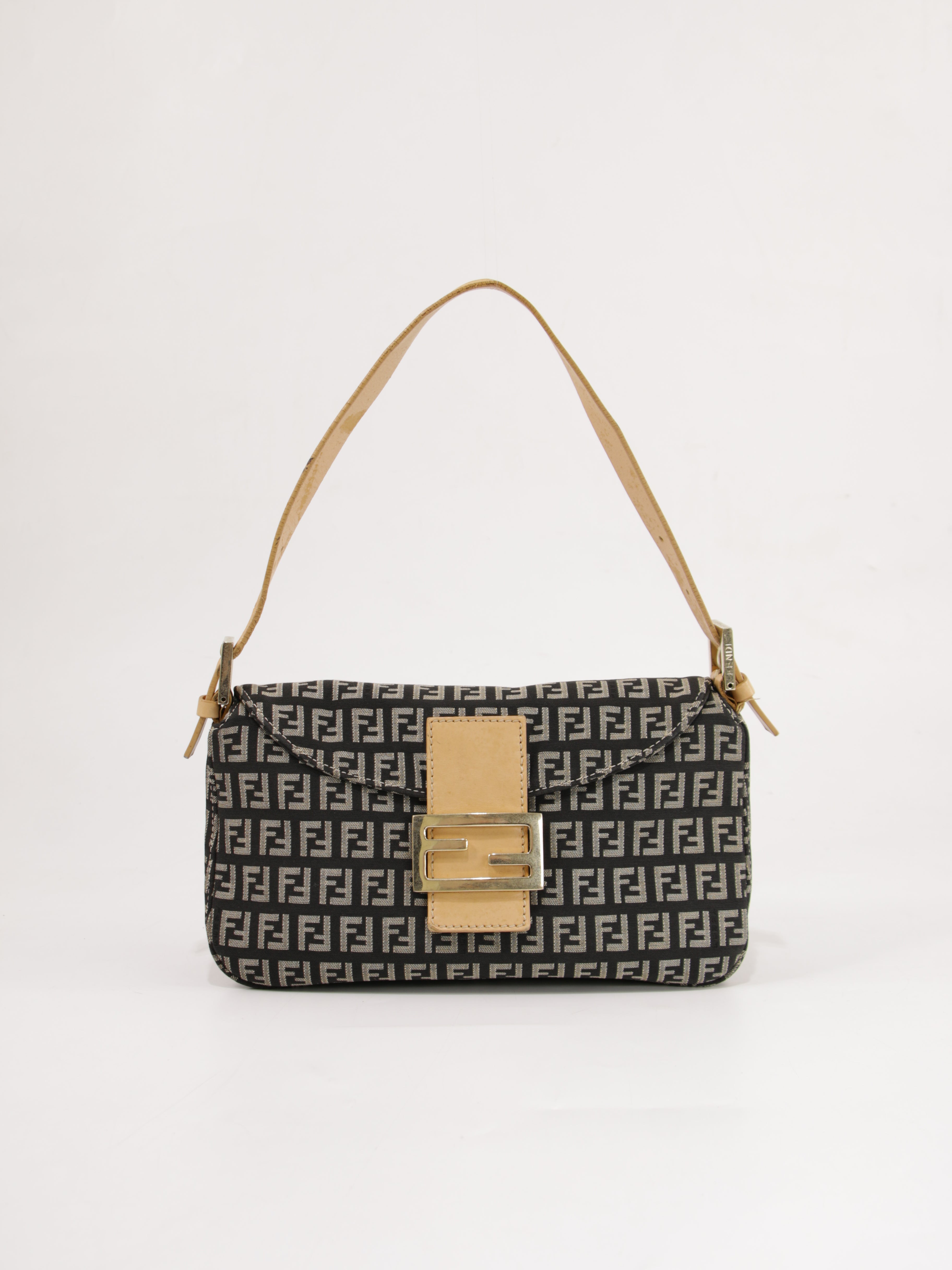 Fendi Double Flap Bags | Best selection of second-hand Fendi