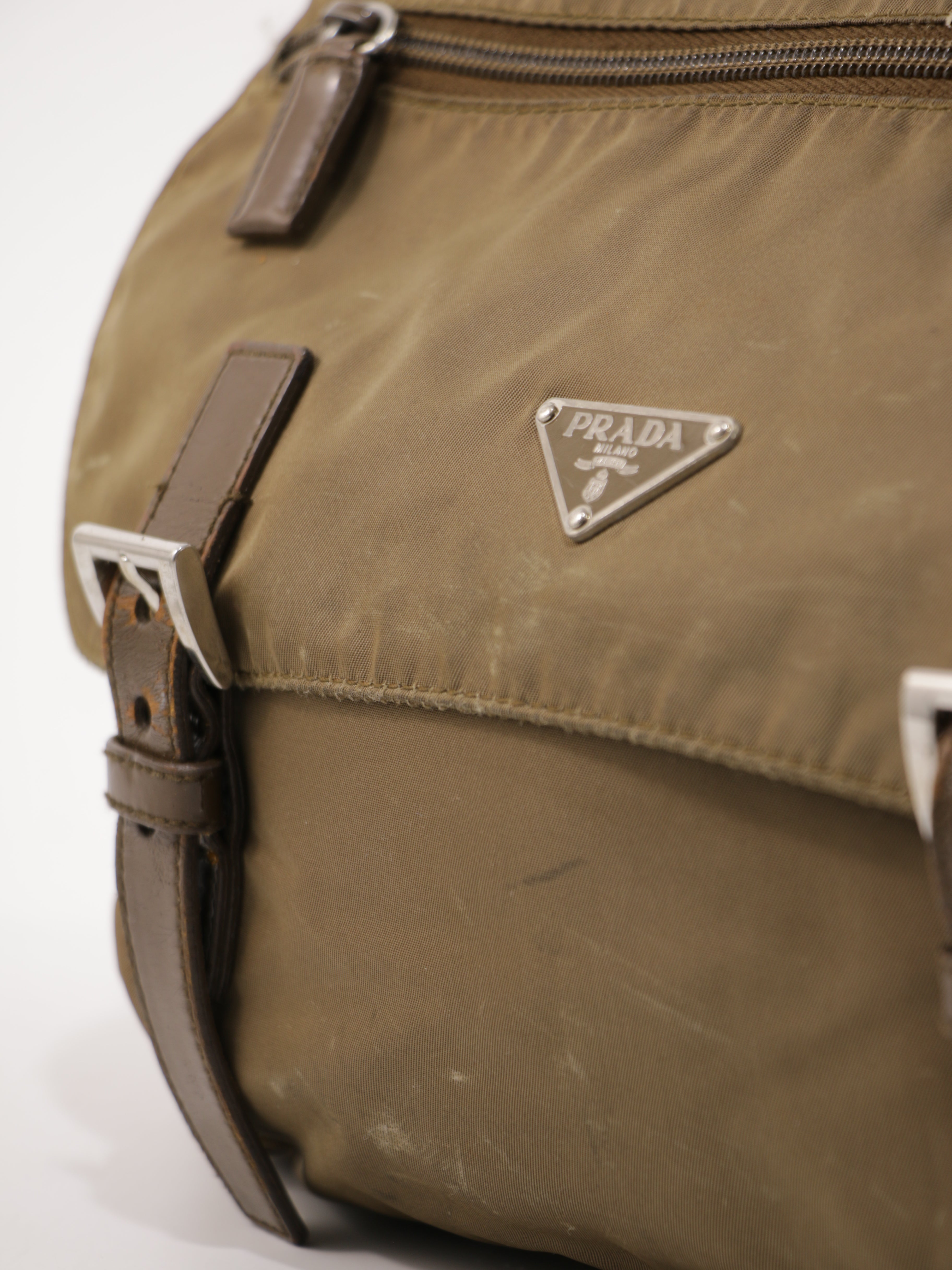 Double Buckle Messenger