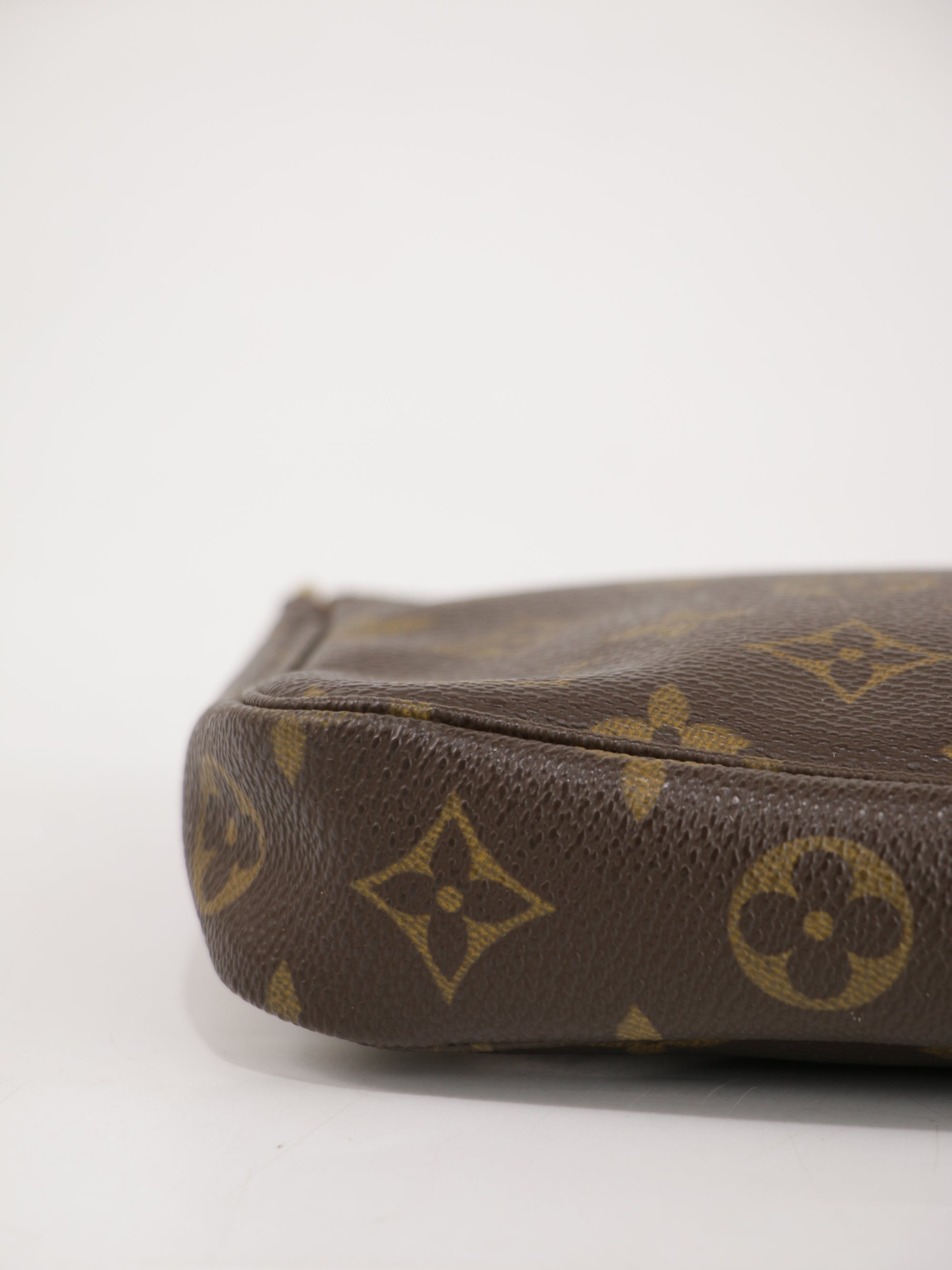 Accessories pochette
