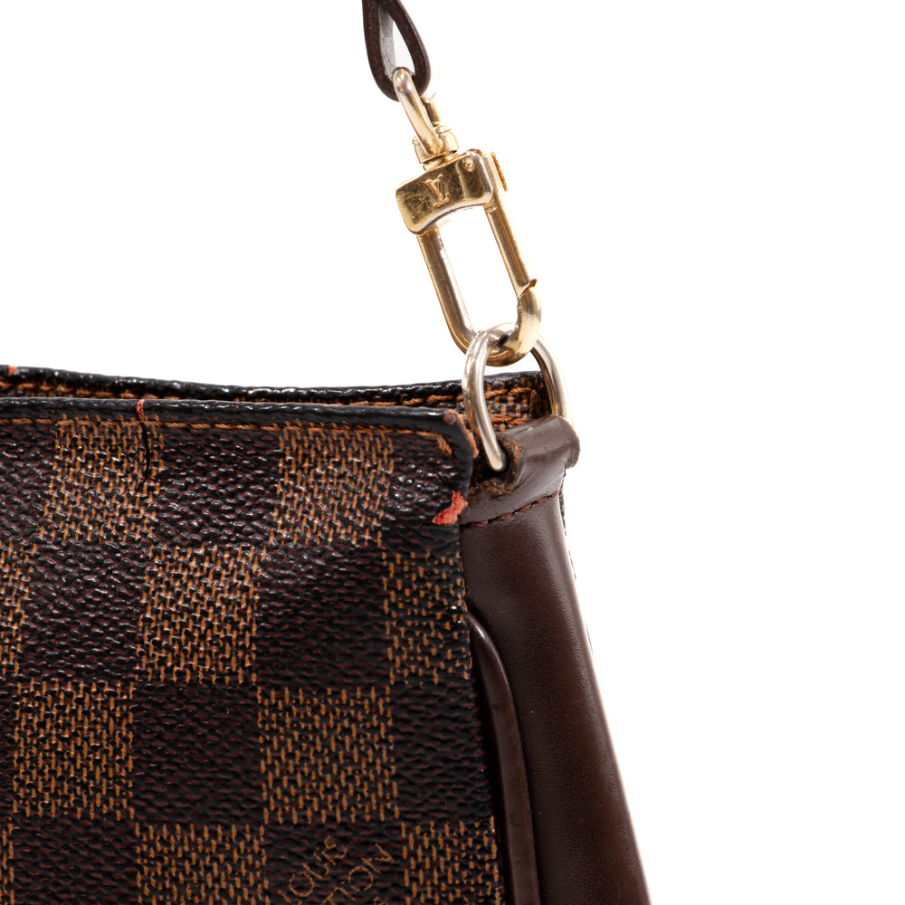 Accessories pouch