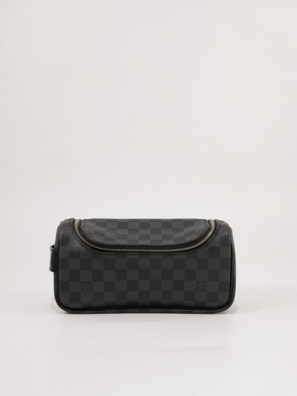 Cosmetic pouch