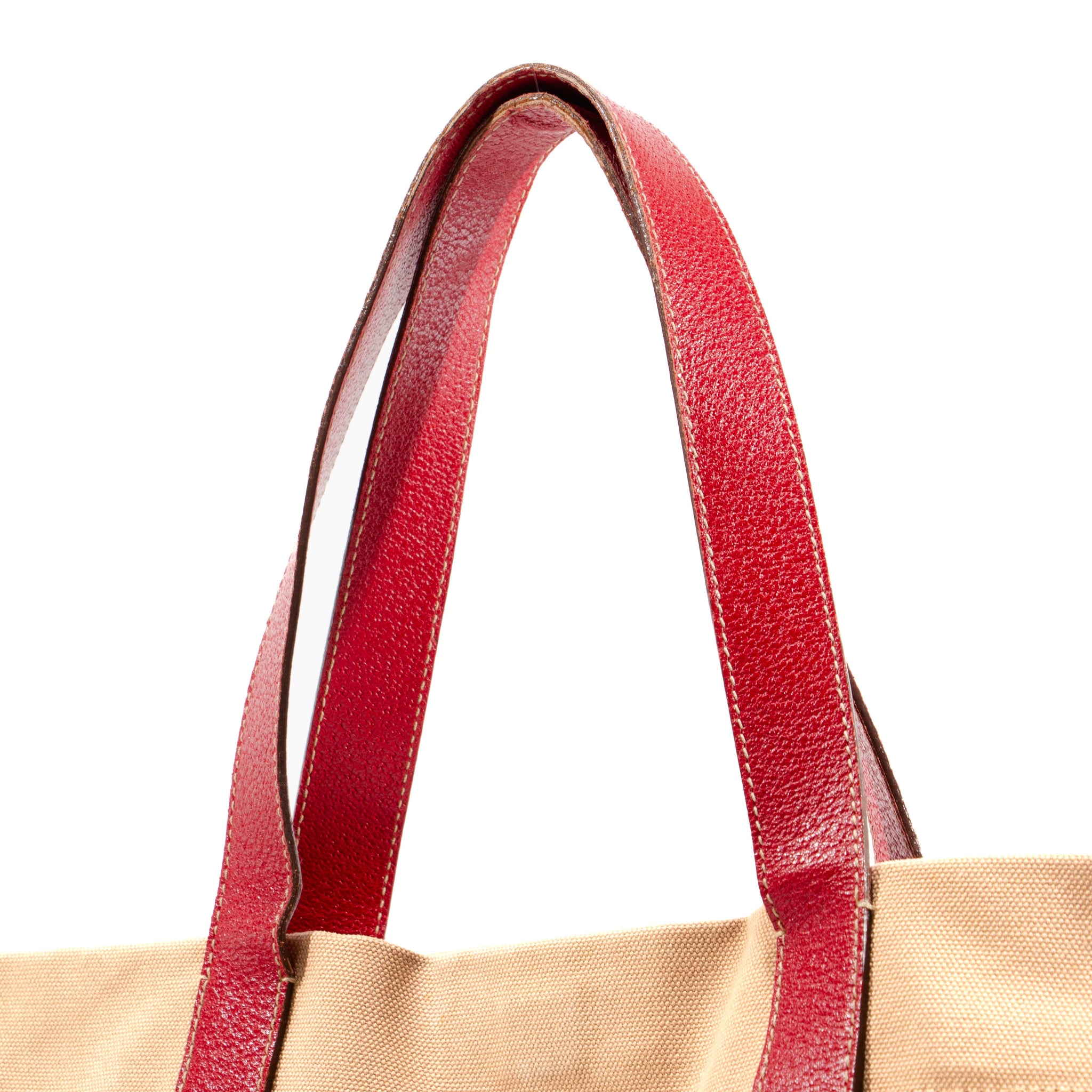 Tote behind