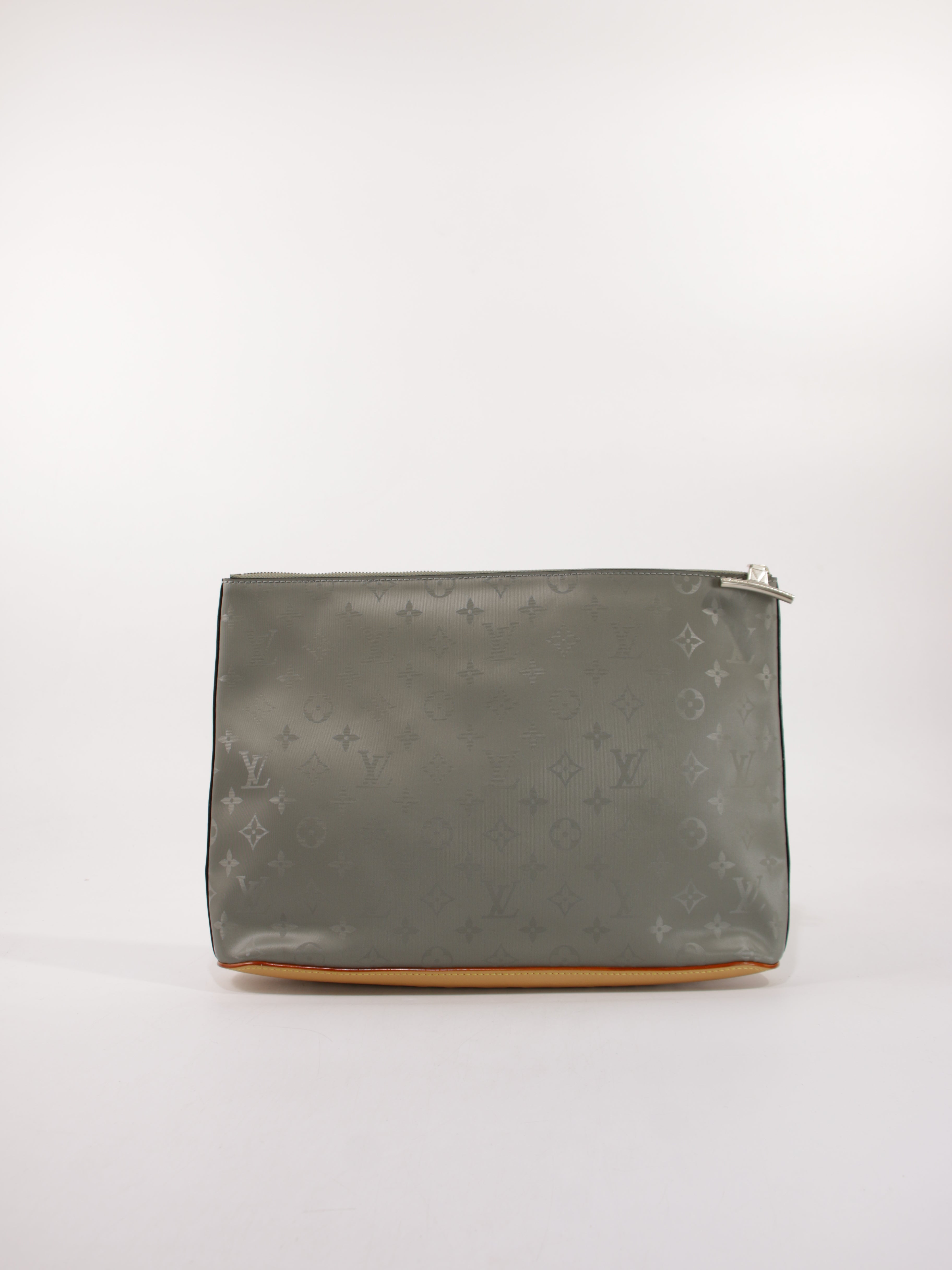 Pouch