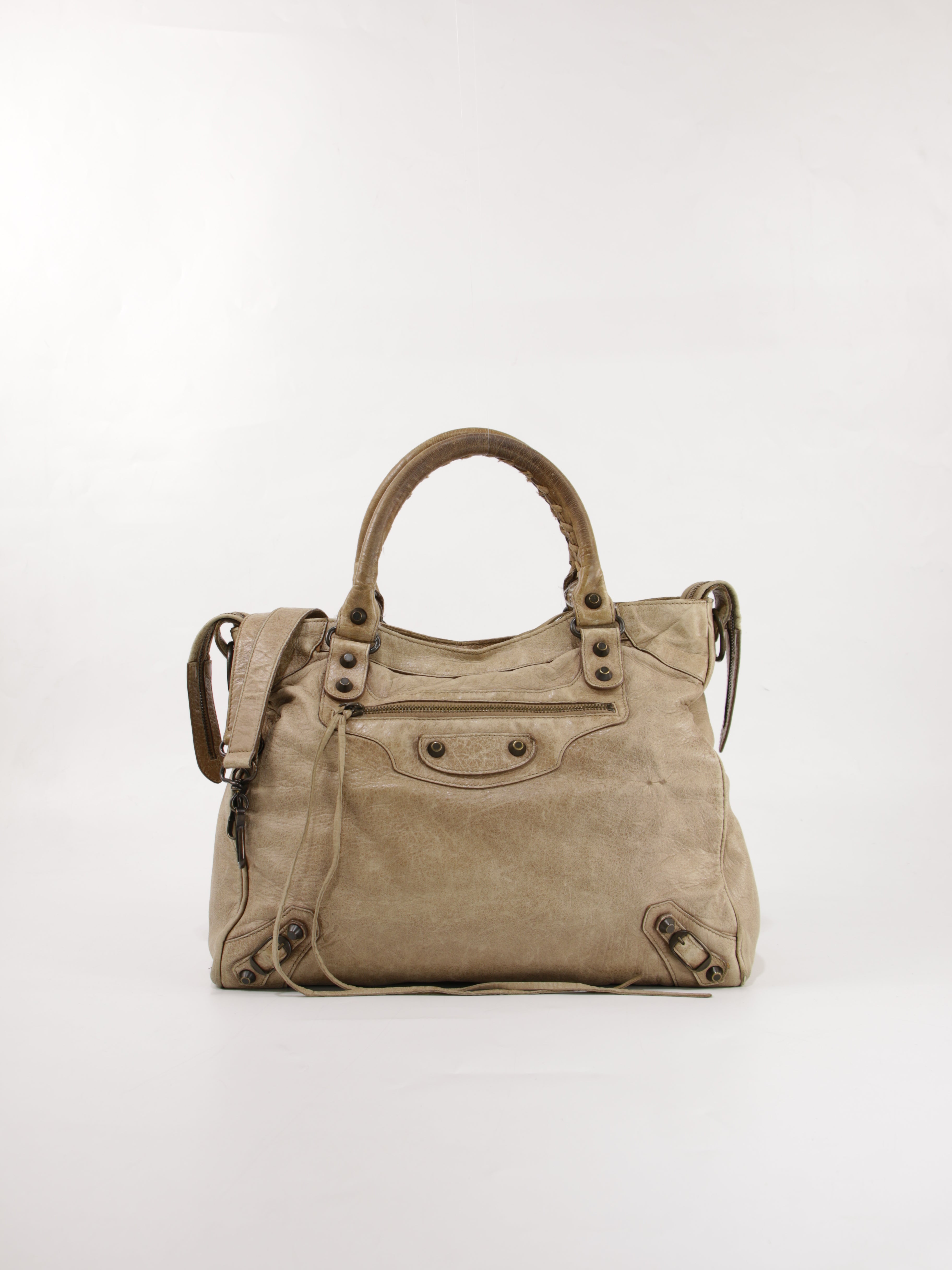 Velo – Collector's Cage