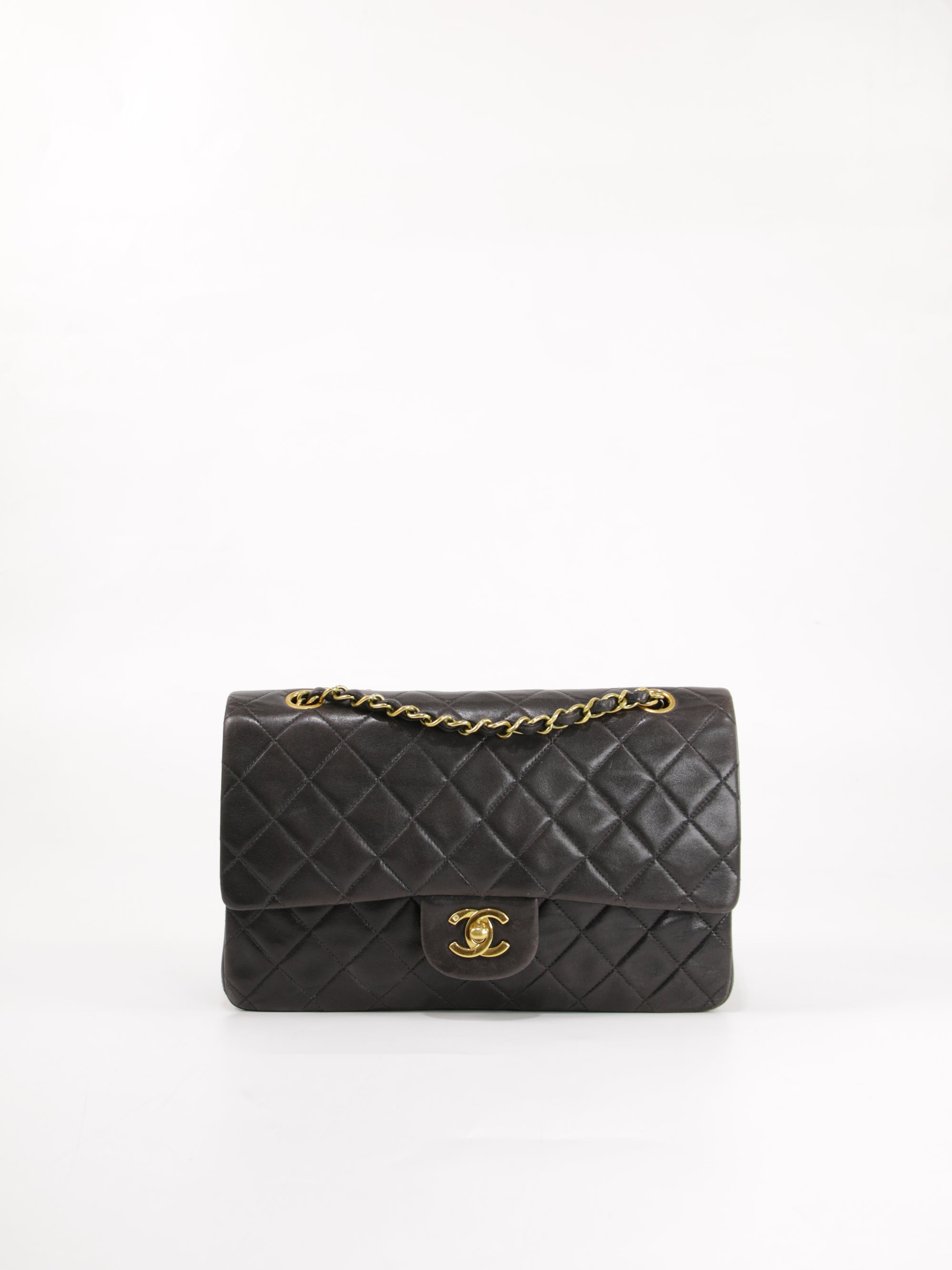 Medium Classic Flap