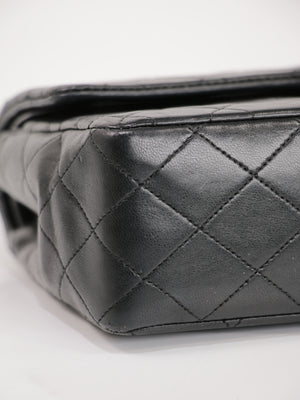 Medium Classic Flap