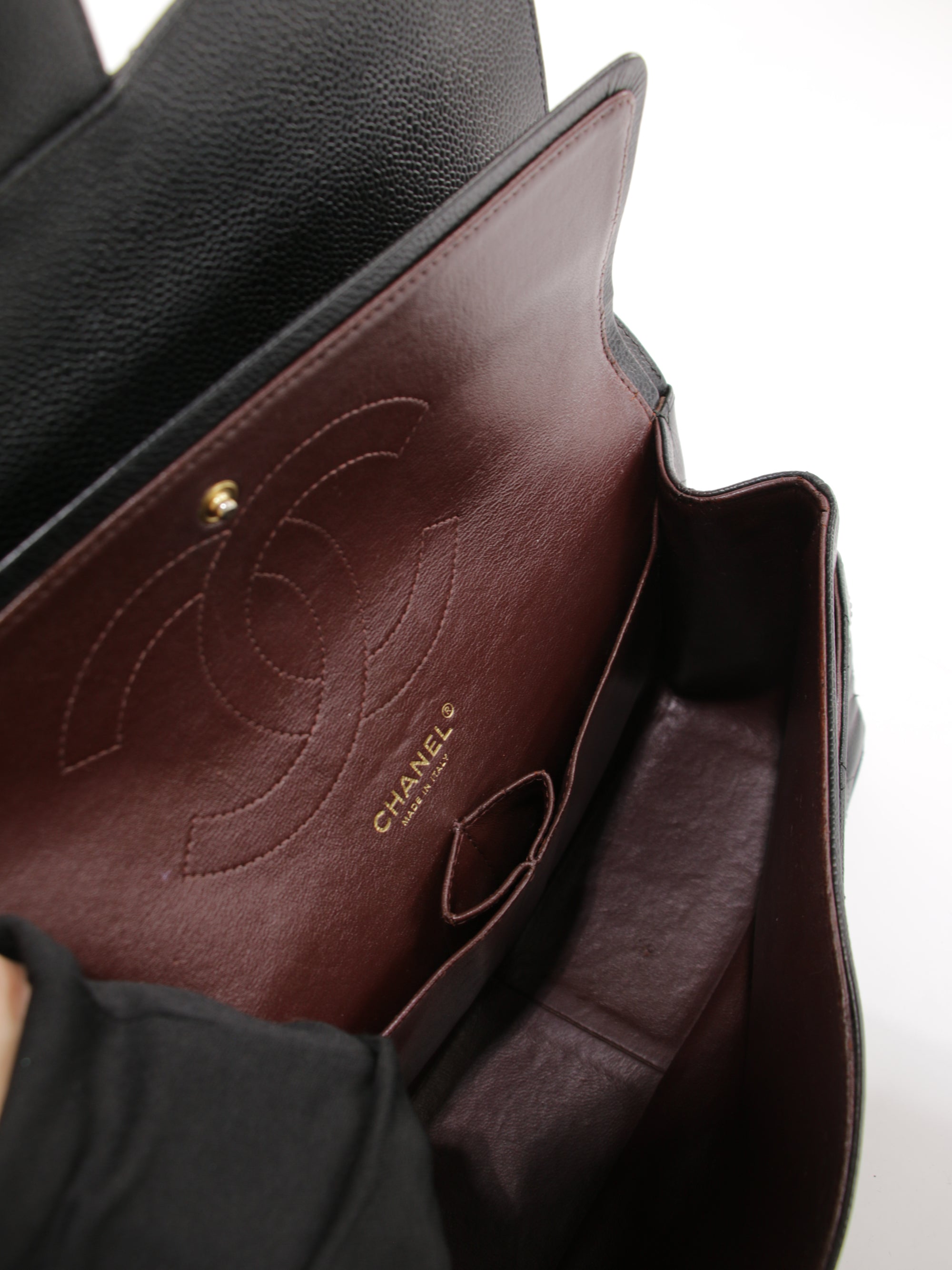 Jumbo Classic Flap