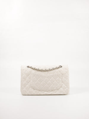 Medium Classic Flap