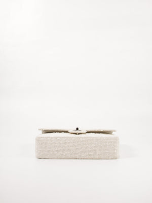 Medium Classic Flap
