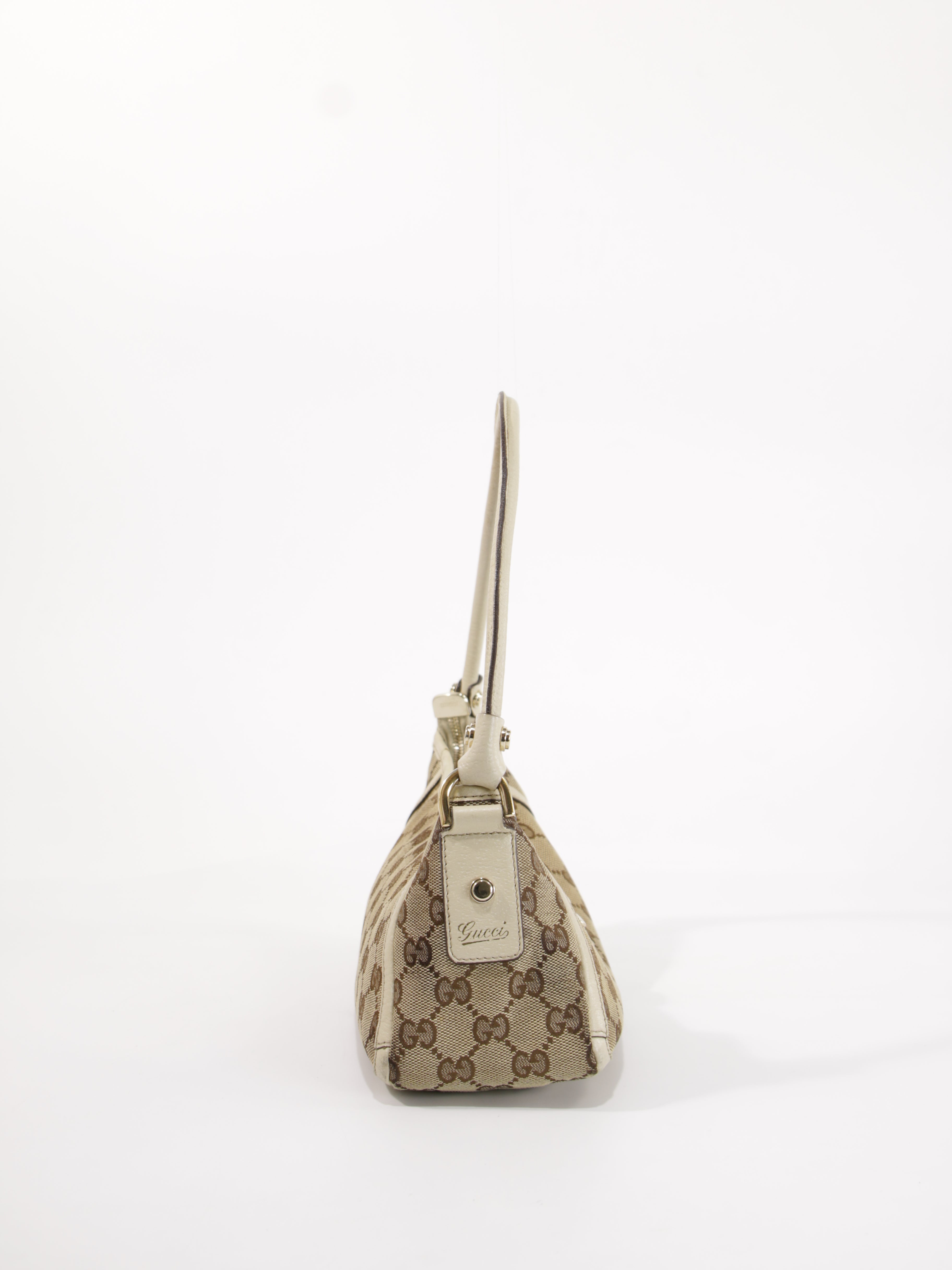 Abbey D-Ring Pochette