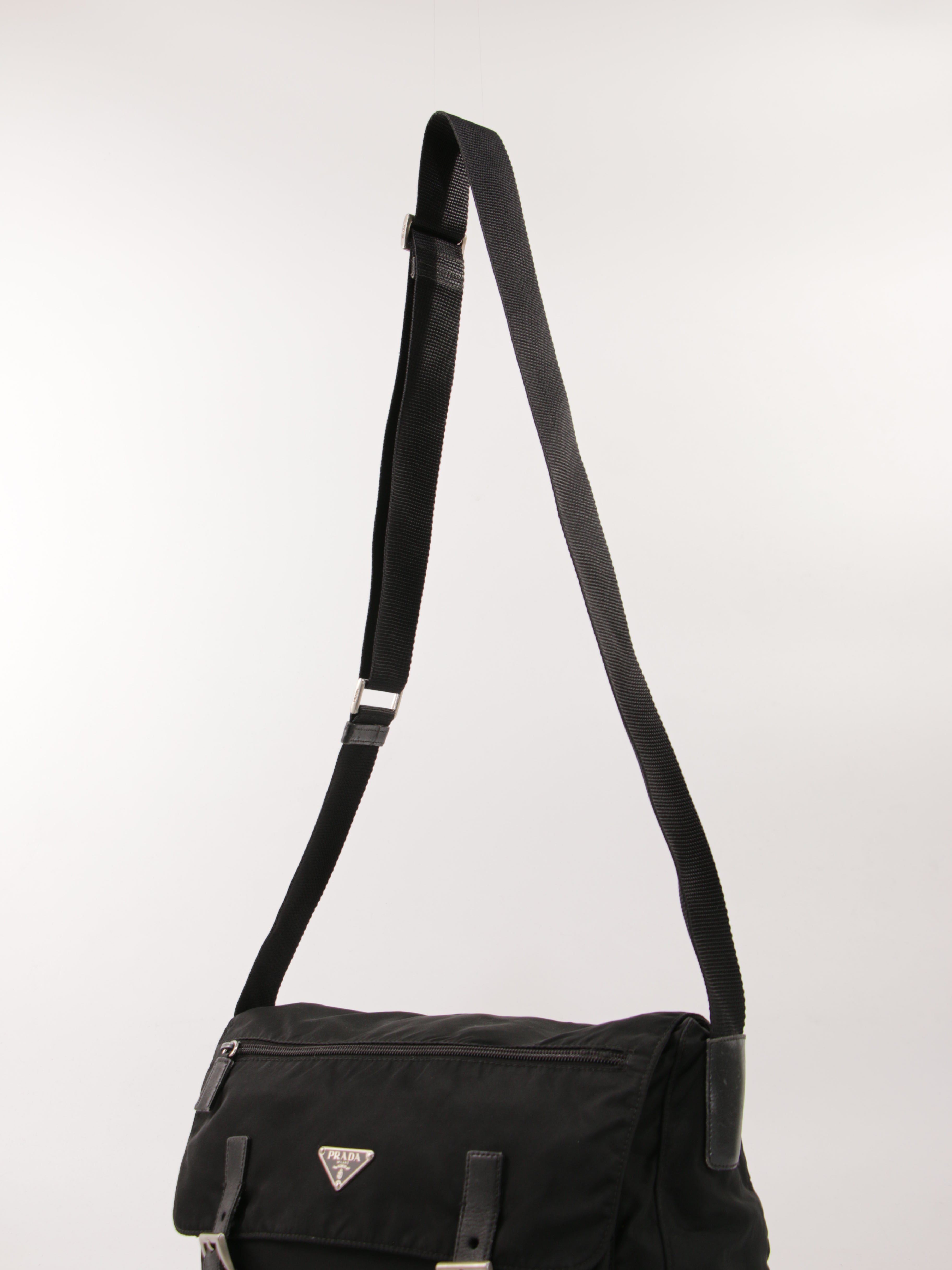 Double Buckle Messenger
