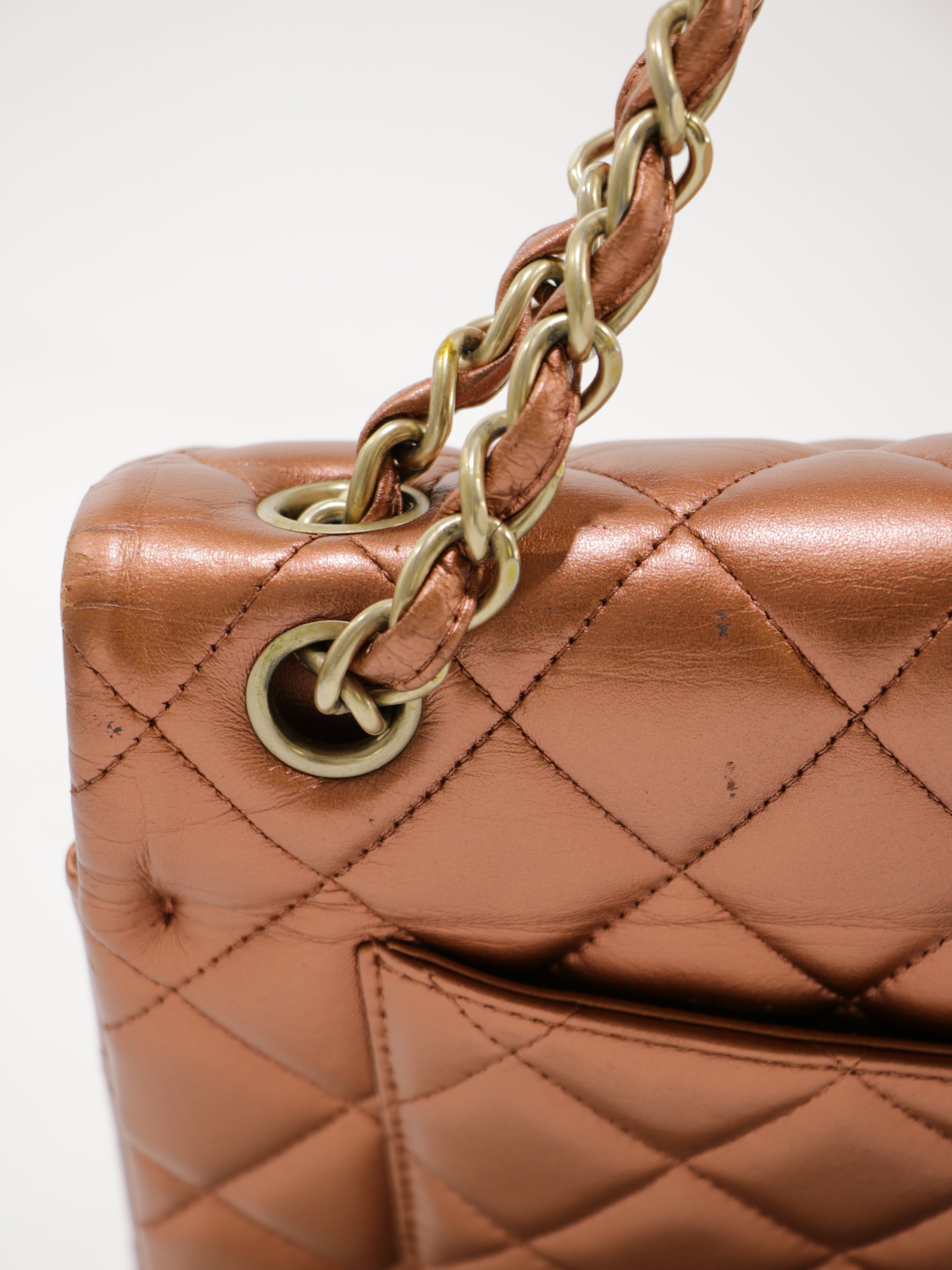 Jumbo Classic Flap – Collector's Cage