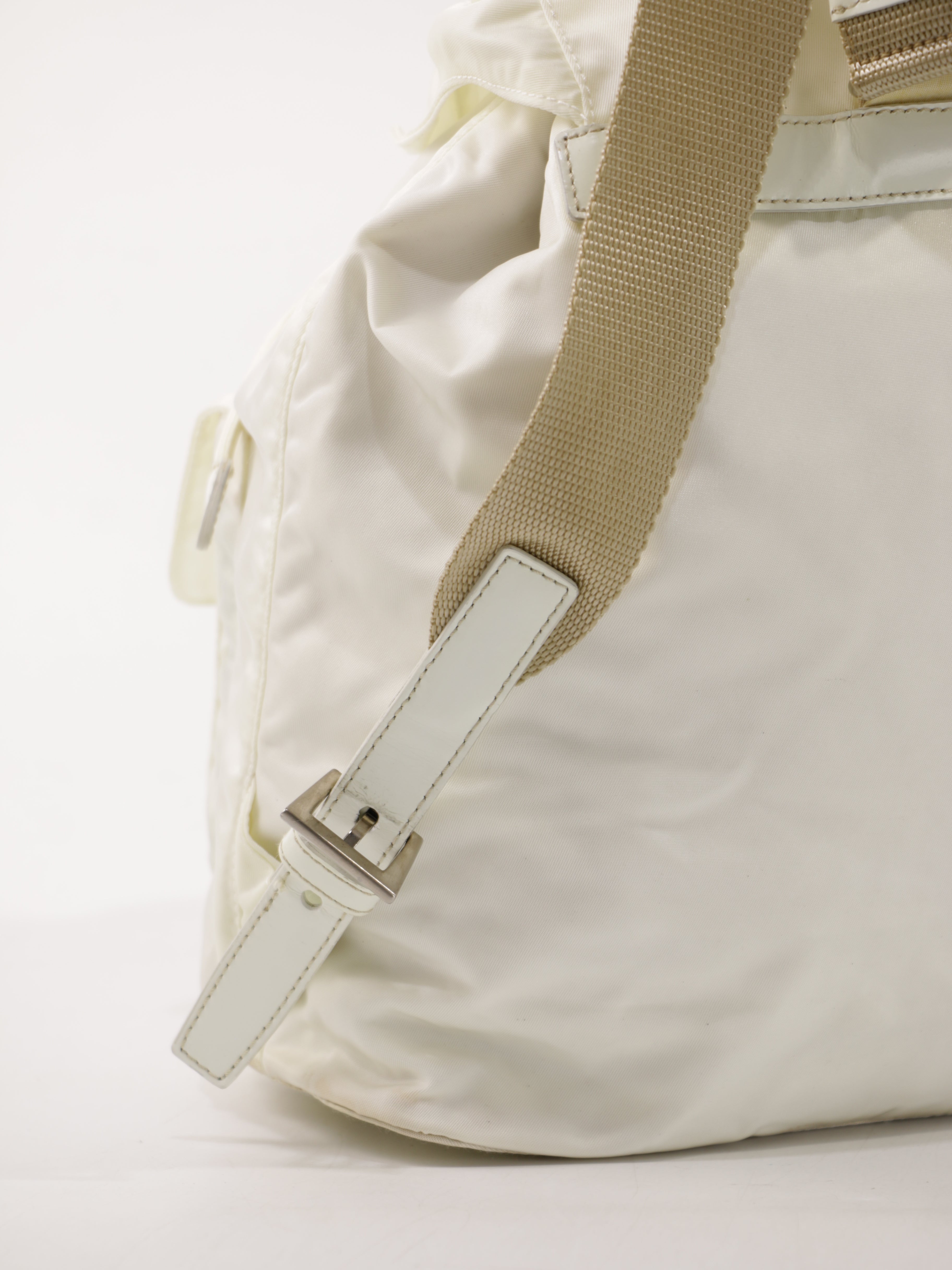 ☆美品・白タグ付☆PRADA TESSUTO VELA ナイロンリュック Velo Backpack – Collector's Cage