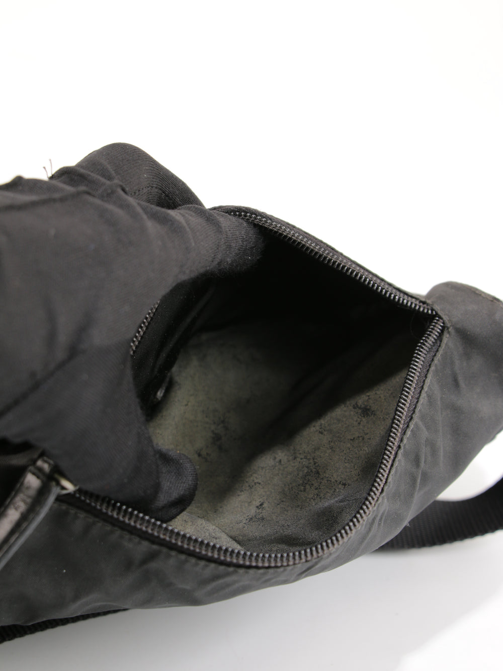Single Buckle Messenger