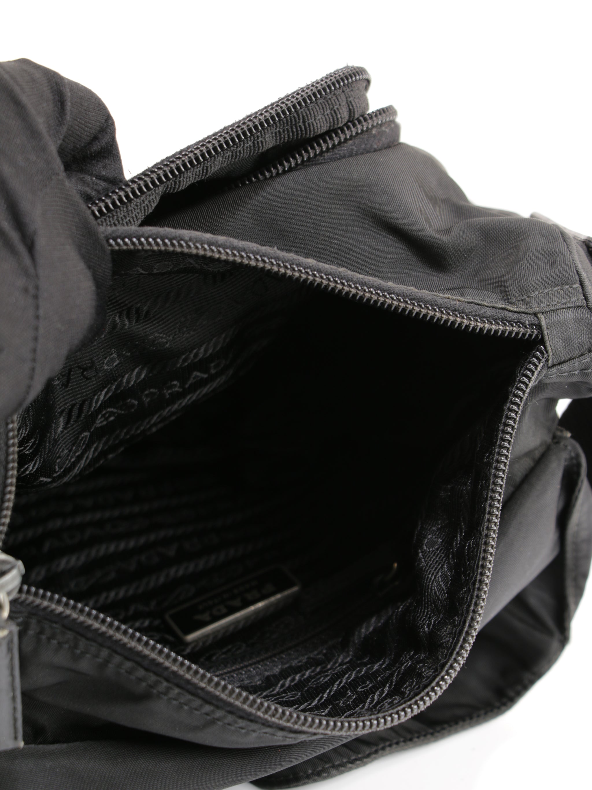 Single Buckle Messenger